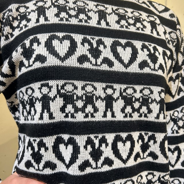 80’s monotone heart sweater