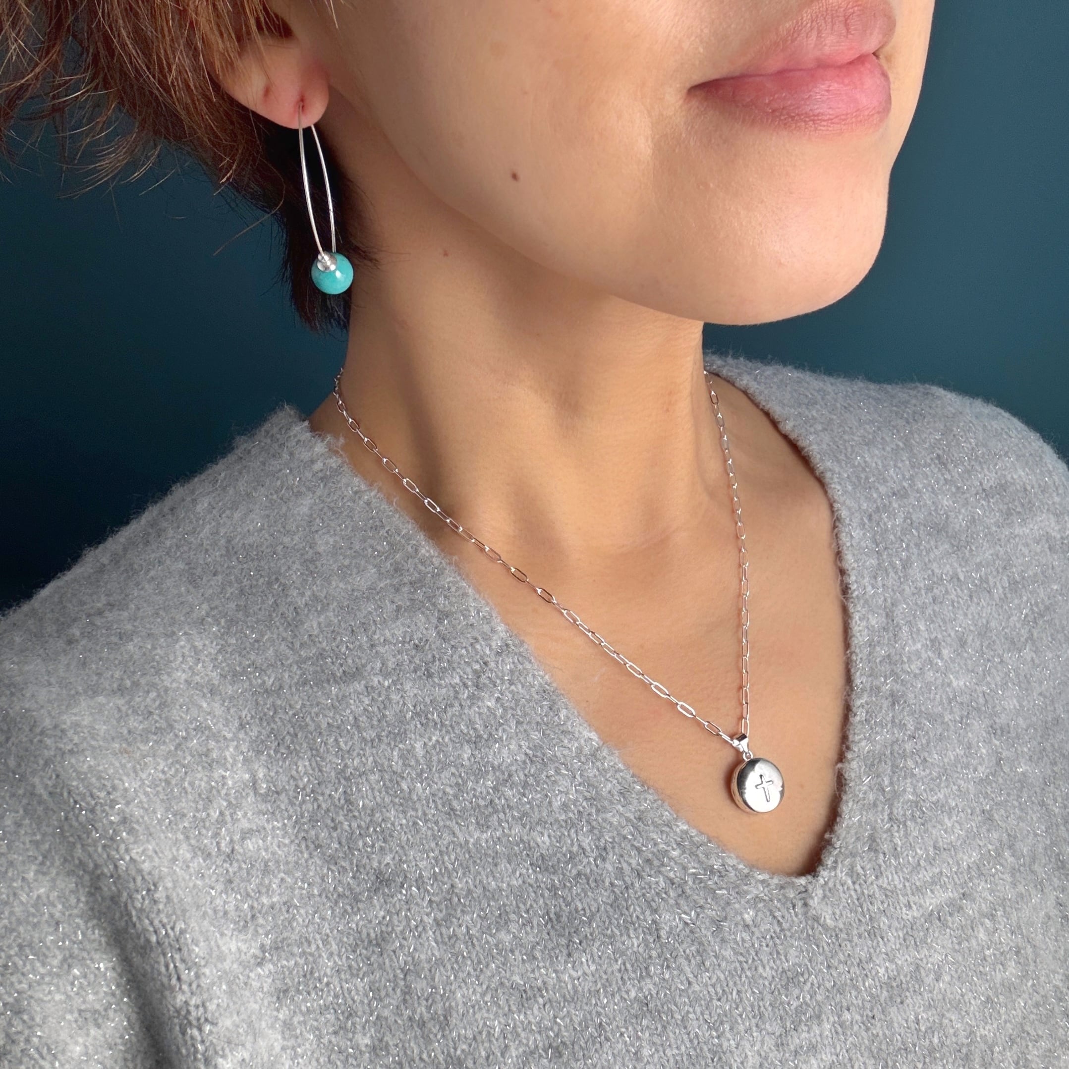 ラスト3！】ラウンド クロス ロケット ペンダント ネックレス