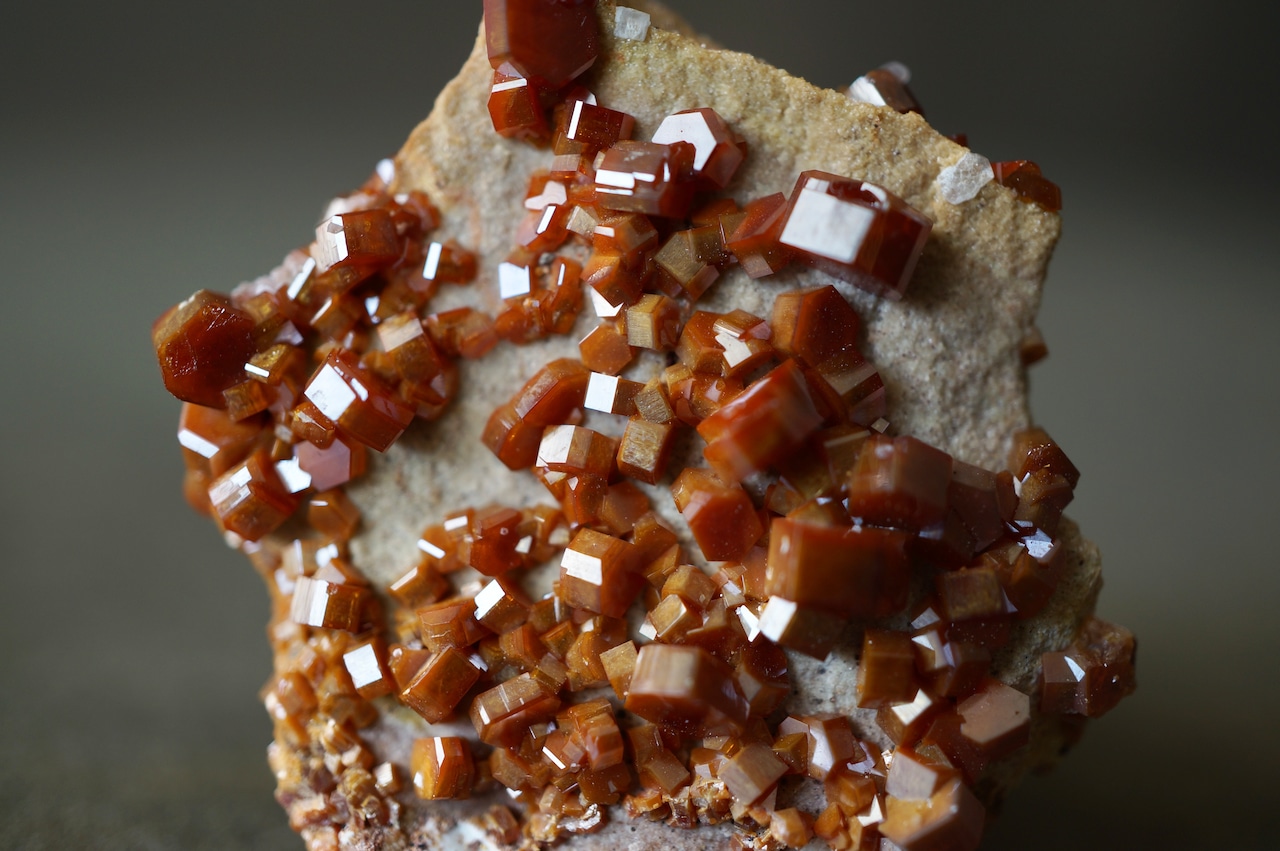 バナジナイト Vanadinite 2017