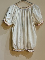 YADOU 刺繍ブラウス