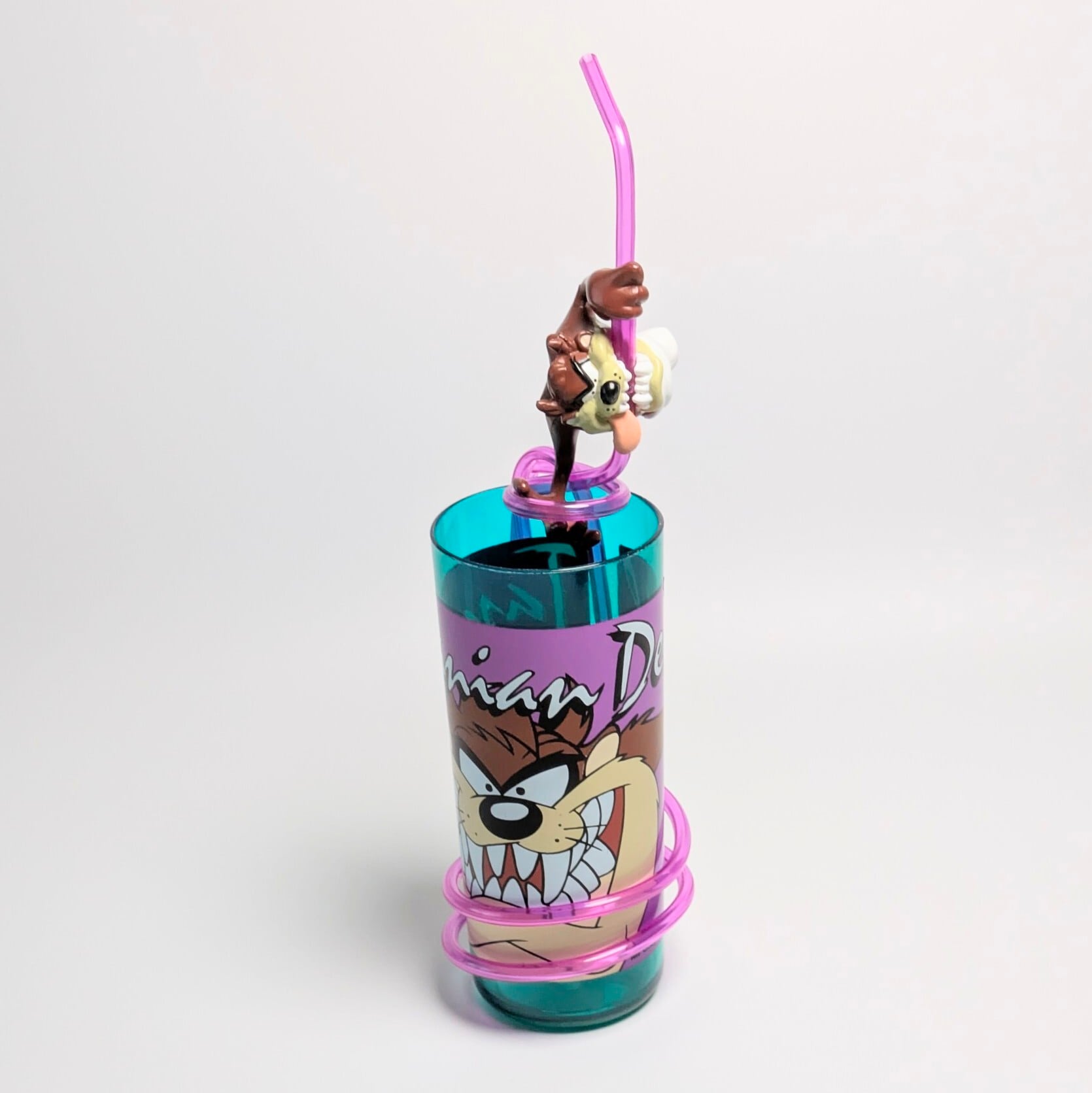 ☆VINTAGE 1997☆【 Looney Tunes ( ルーニーテューンズ )】 タズマニアンデビル / TAZ / タズストロー付きプラスチックコップ / パープル〚アメリカン雑貨 アメトイ〛