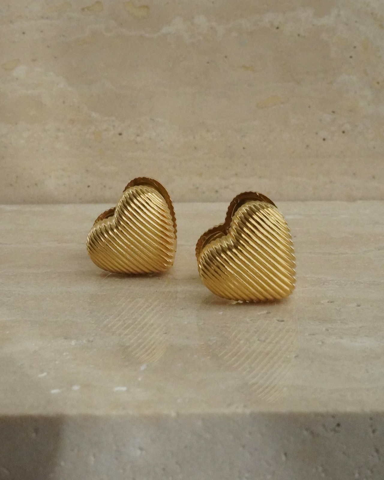 Ribbed Heart Pierce