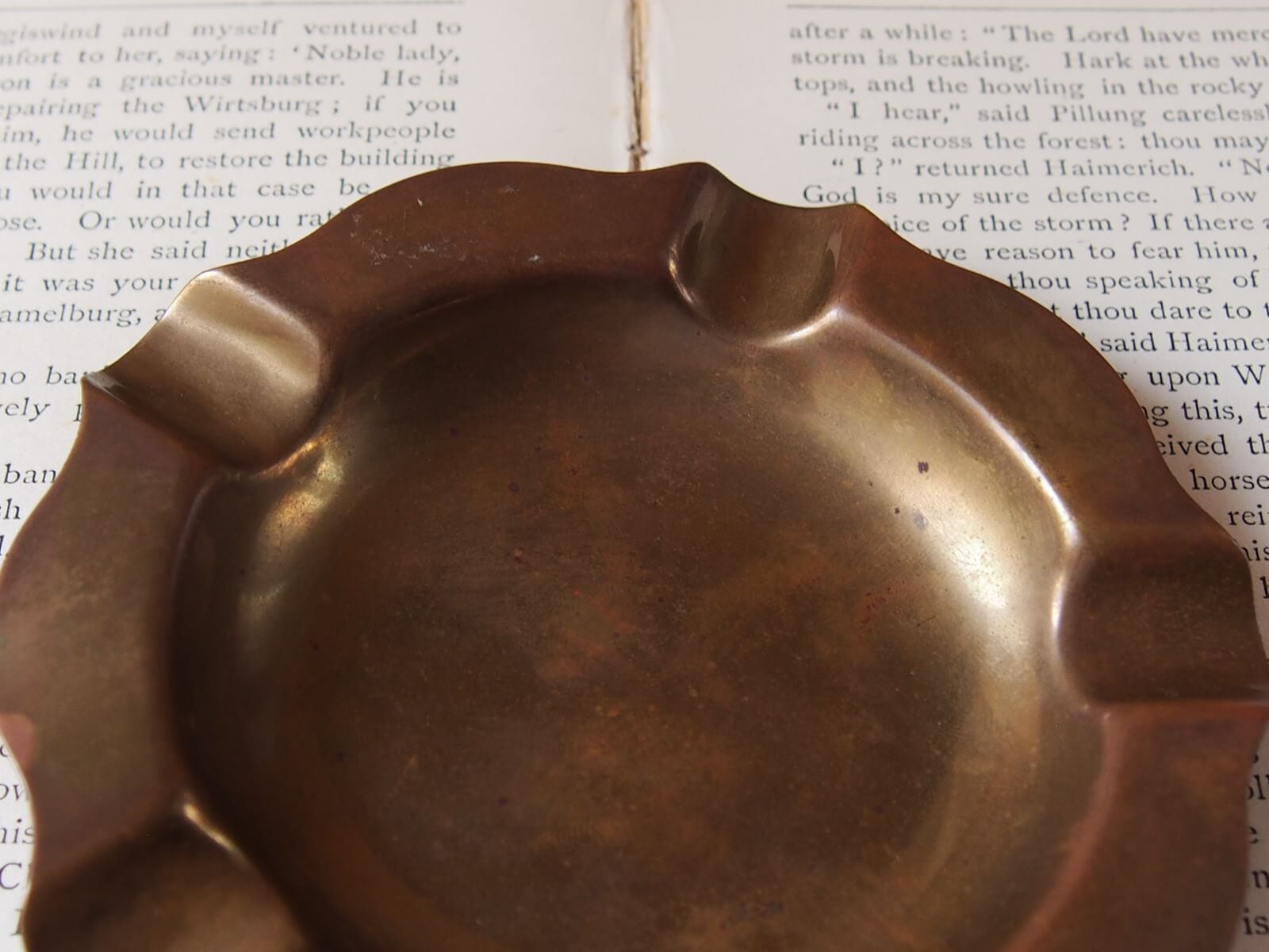 イギリスアンティーク 灰皿 アッシュトレイ 真鍮 | Bonny Bee