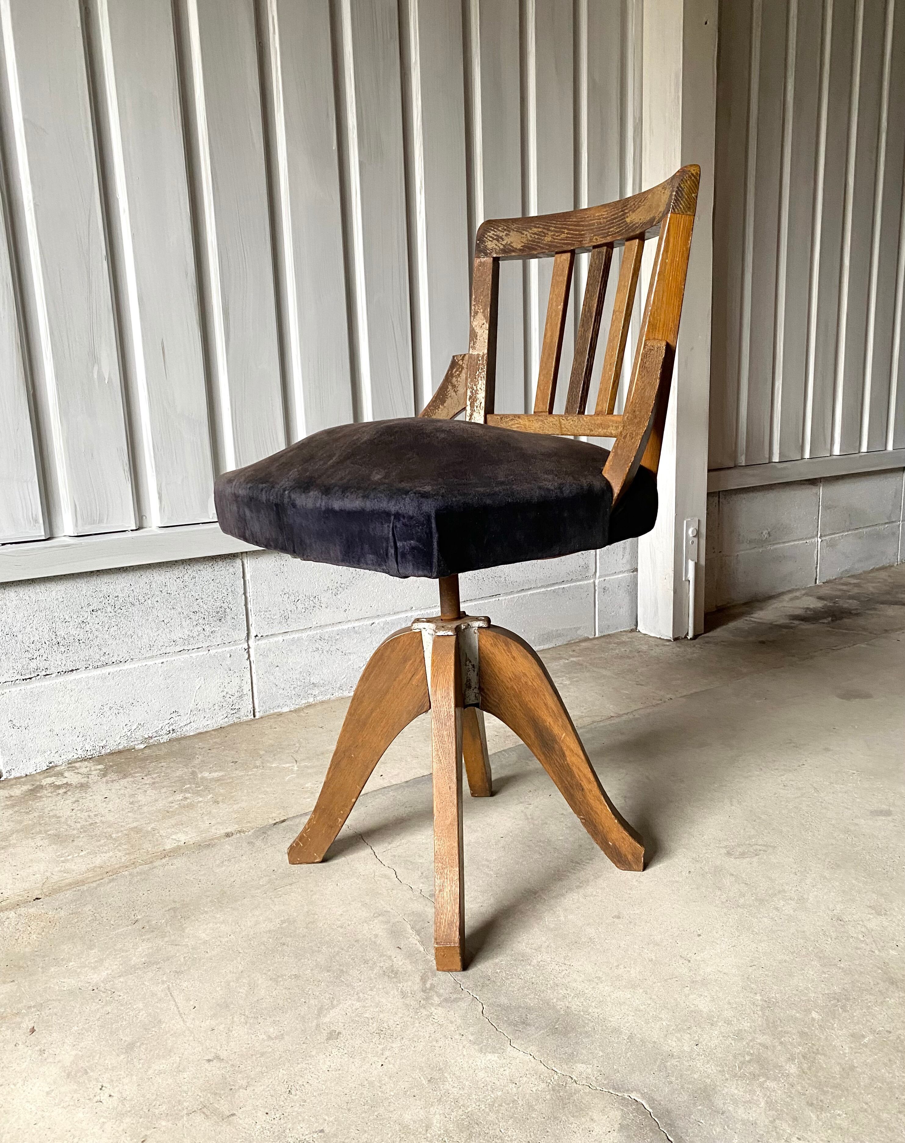 布座面のドクターチェア[古家具] | giraffes craft