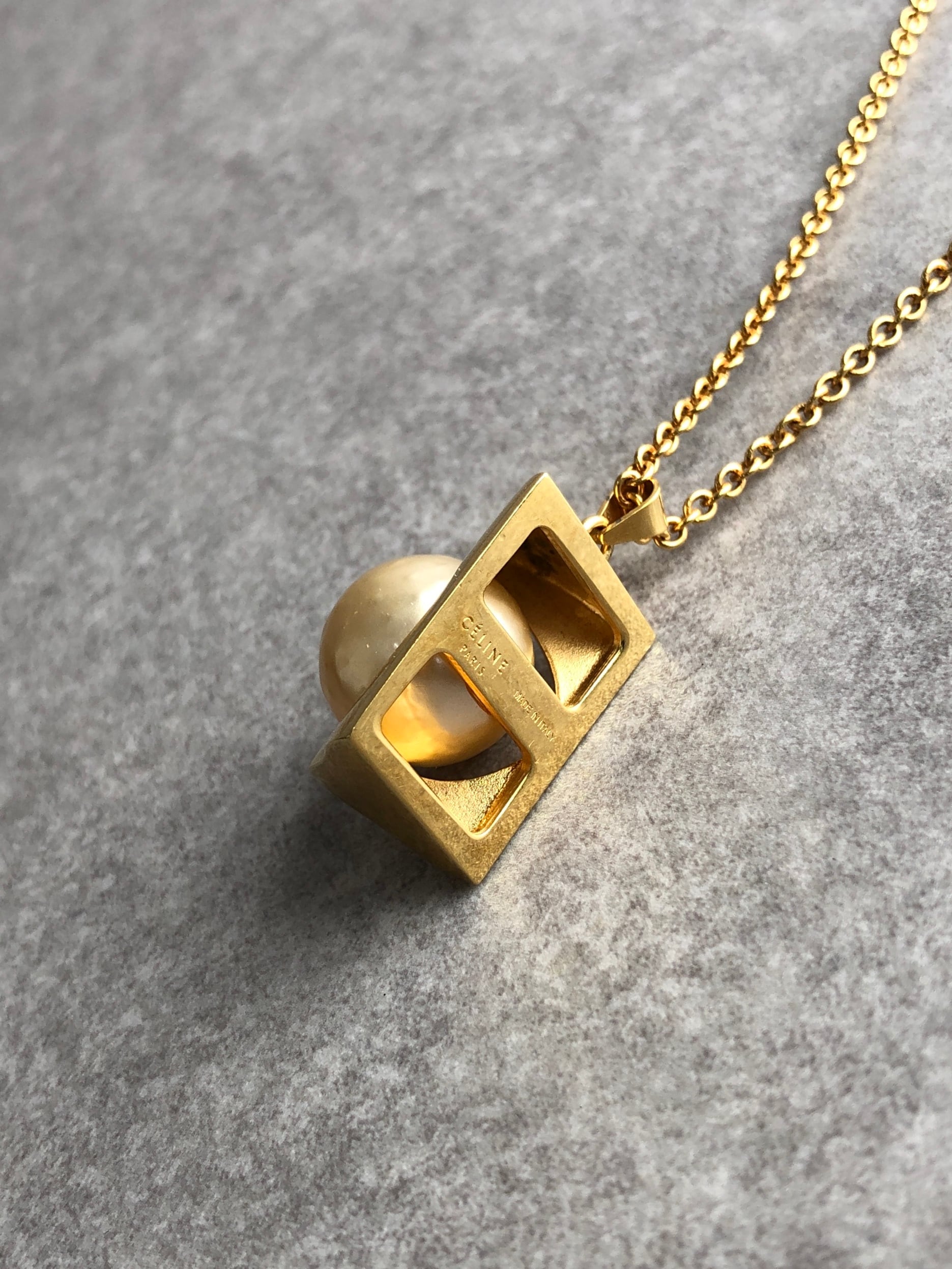 CELINE セリーヌ ネックレス ゴールド トライアングル パール vintage