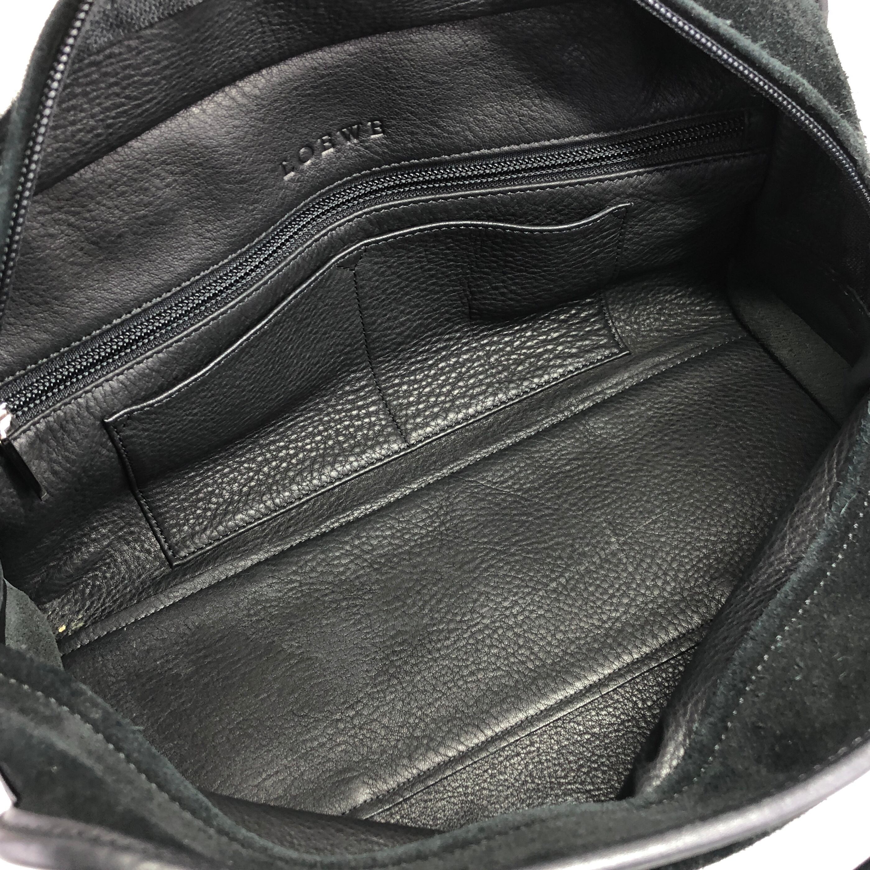 人気 ロエベ ミニボストン アマソナ アナグラム カデナ シボ革 LOEWE