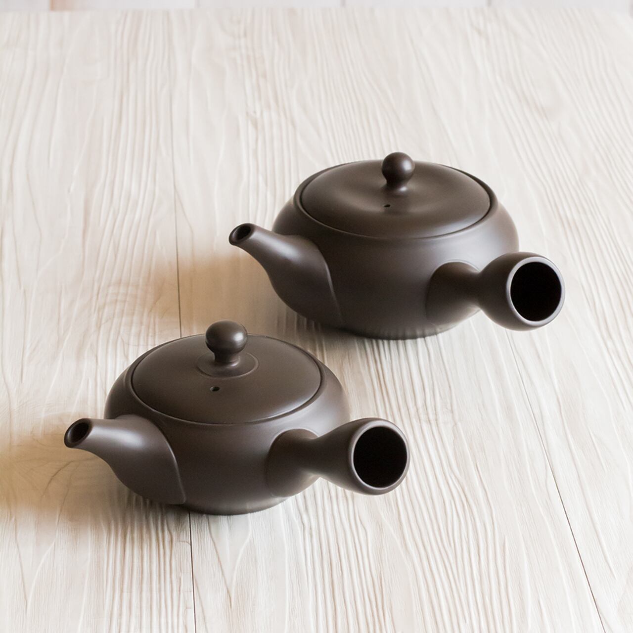 90802 【黒泥急須】小平丸 | TOJIKITONYA 永新陶苑