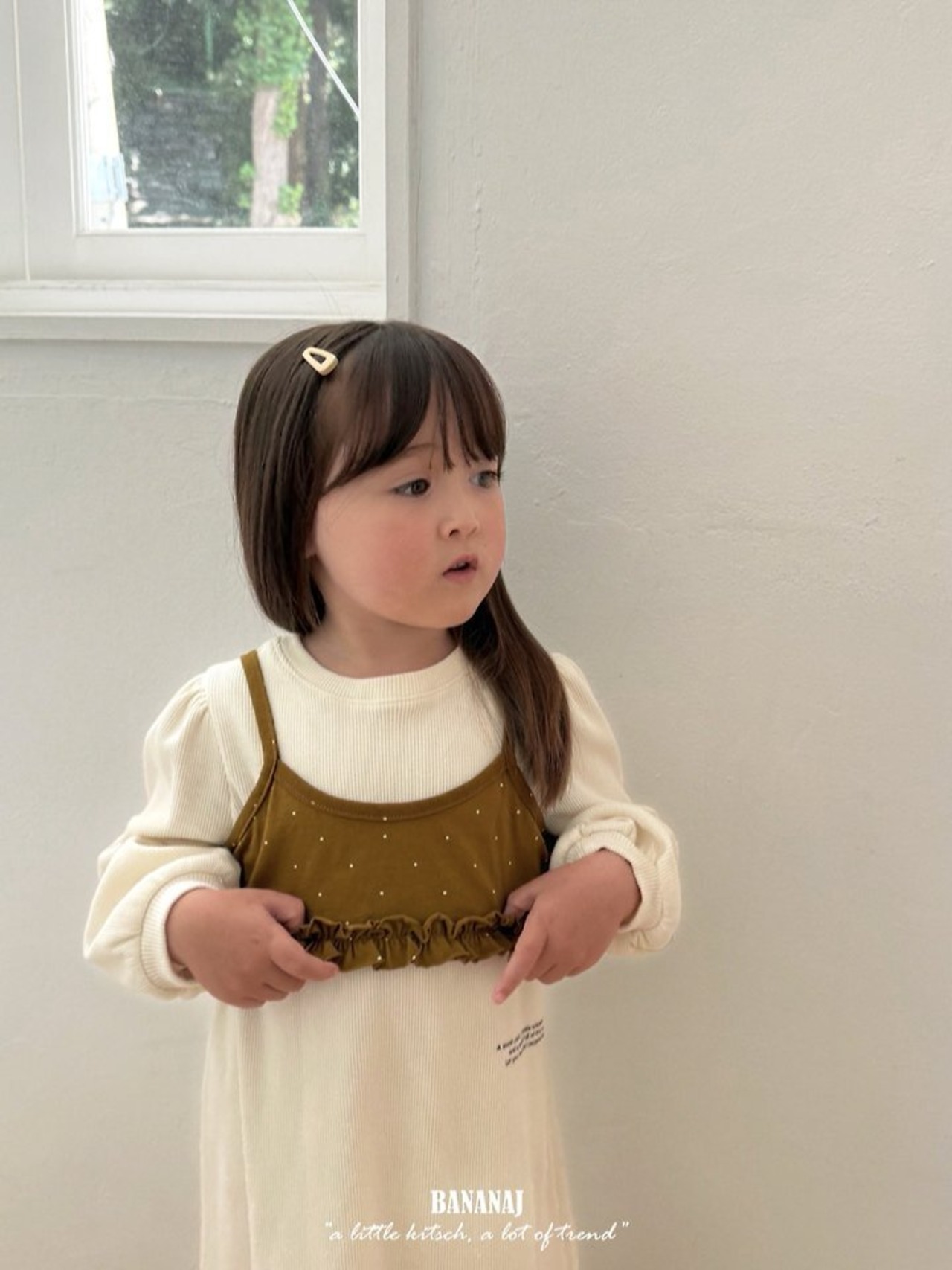 韓国子供服 / BANANA J / 26Autumn / レターリング ワッフルワンピース / 秋服 / キッズ *XS~JS*