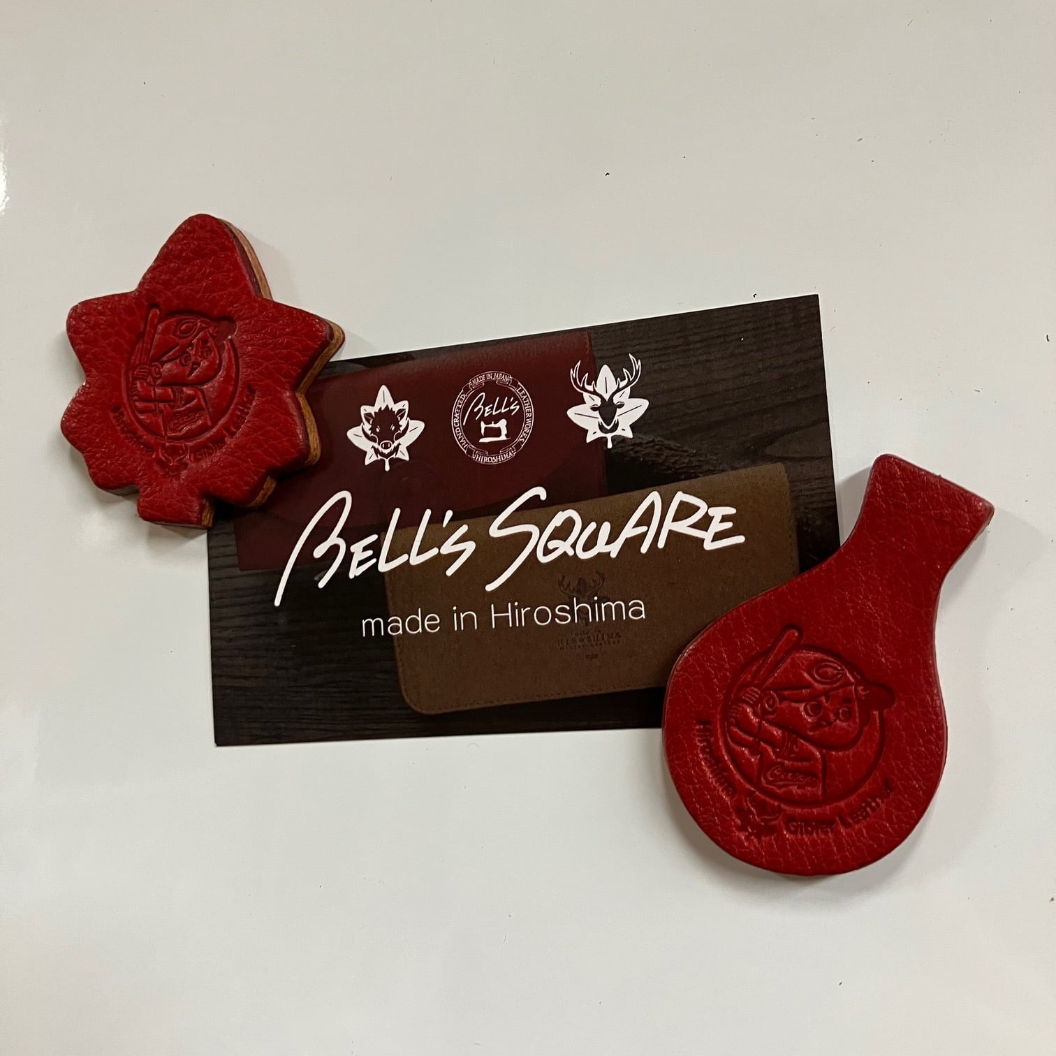 広島ジビエレザー×カープ】鹿革マグネット広島セット｜カープ坊や