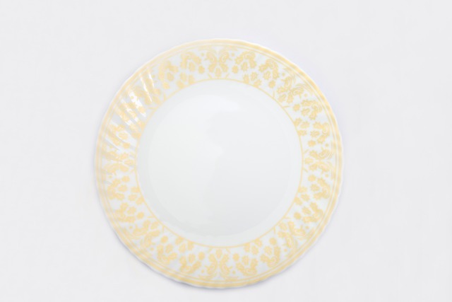 ちょっと豪華なシャンパンゴールドのお皿(26㎝皿)①
