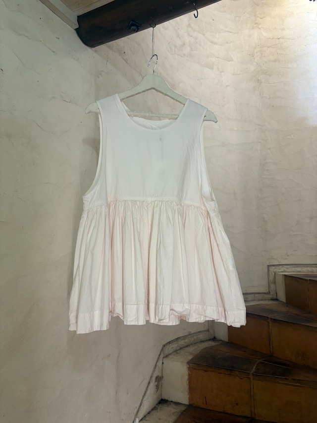 VERITECOEUR | SLEEVELESS GATHERED TOP- pink