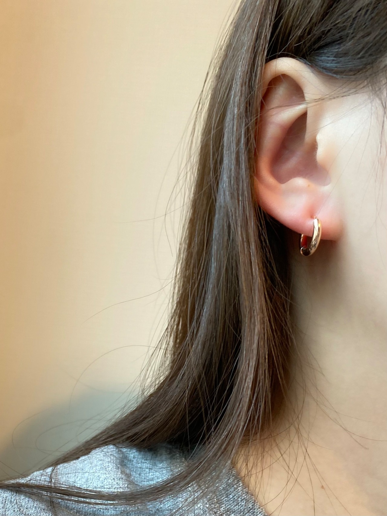 2.5mm hoop pierce