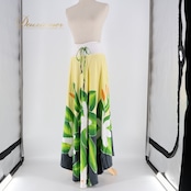 フラダンス 衣装 スカート PUKANA イエロー系 シングル アシンメトリー ティアレ柄 かわいい 華やか 鮮やか 明るい カラフル 黄 緑 白 黒 ハワイアン アロハ ハワイアンプリント フラ ダンス レッスン 練習 おしゃれ さわやか