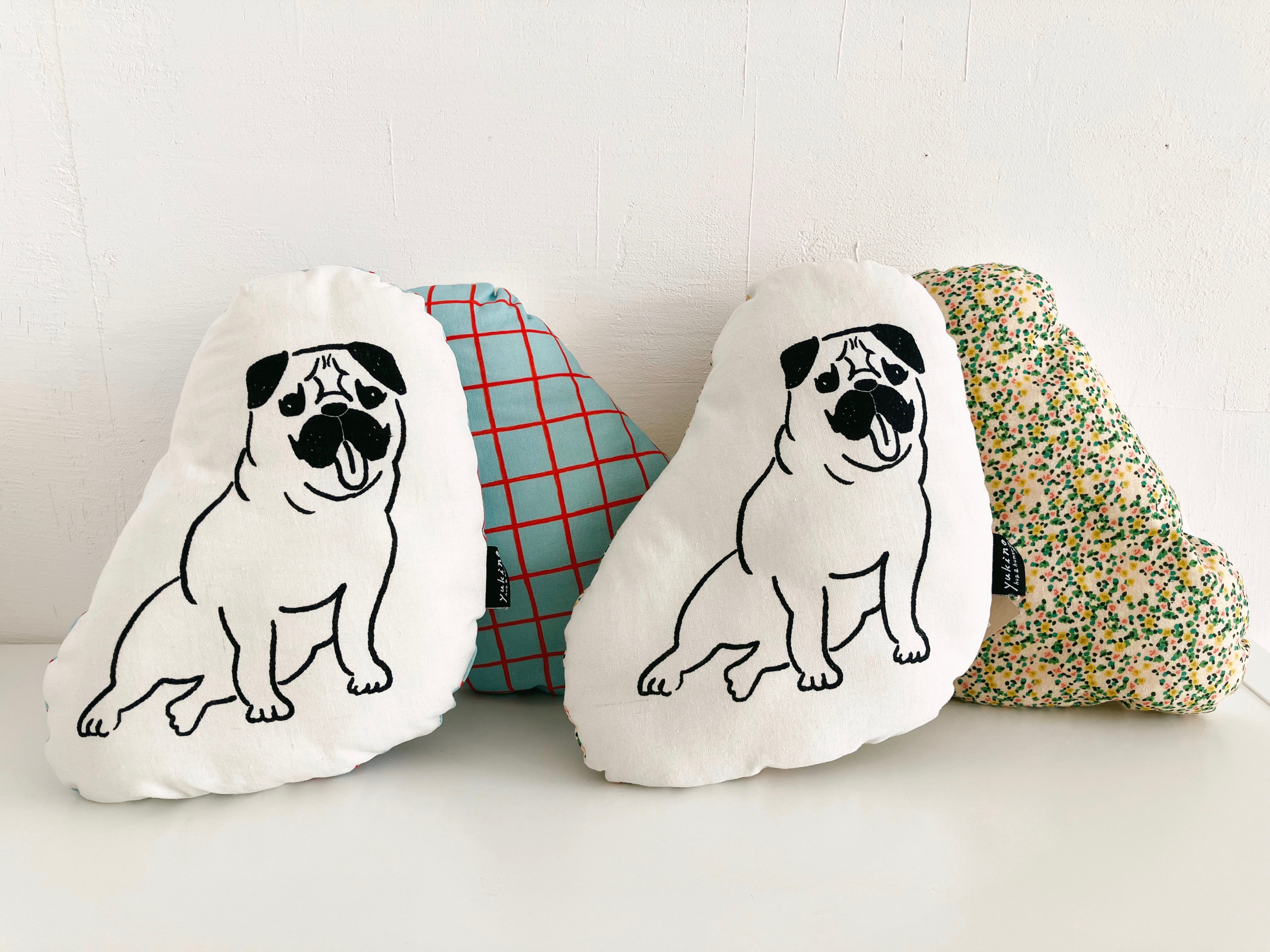 犬の顔　『パグ』クッションカバー Amazon.co.jp: DADABULIU パグ犬 クッションカバー 45×45cm 抱き枕