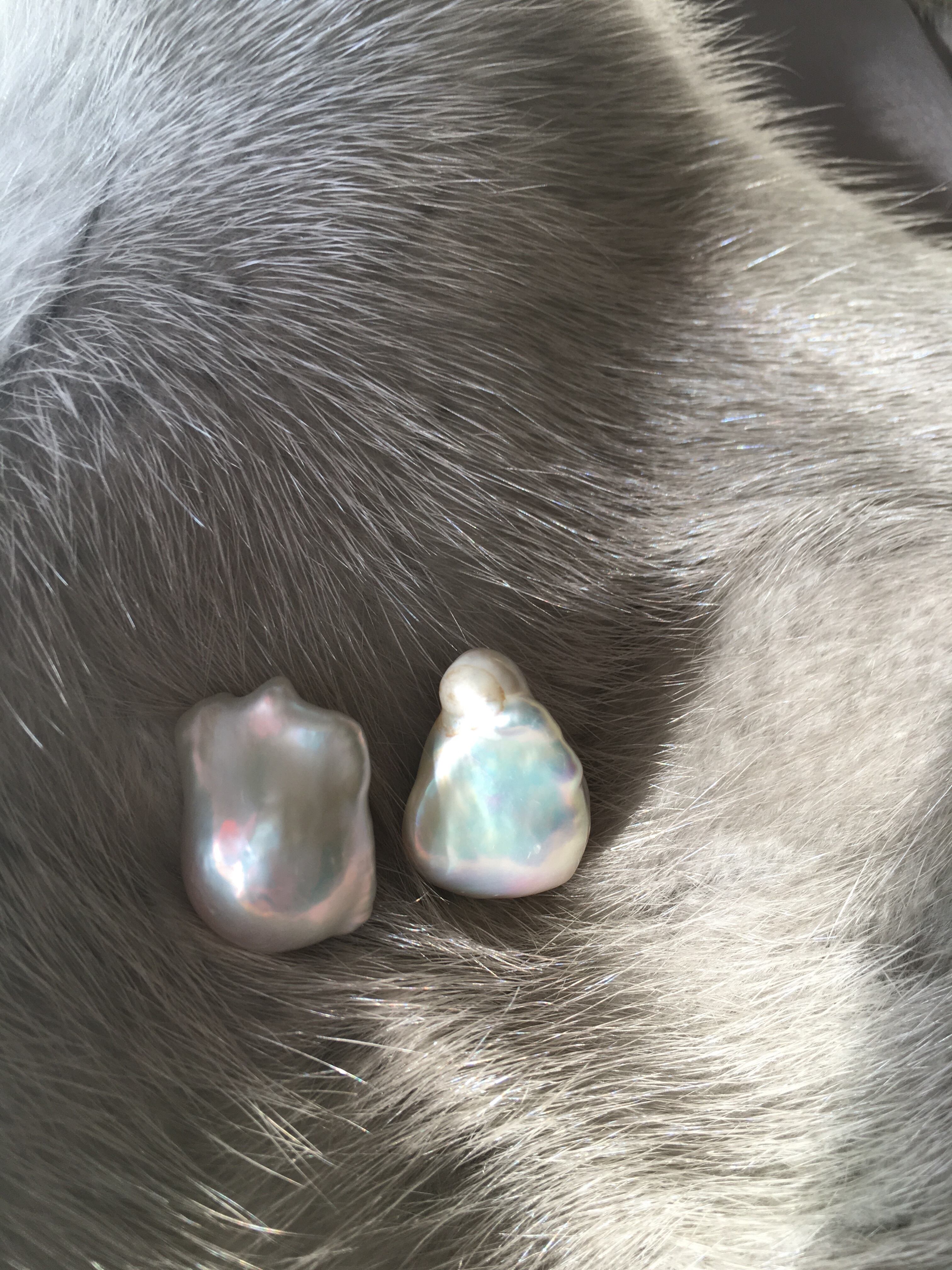 18k 大粒オイスターバロックパールピアス(c) | Theodor