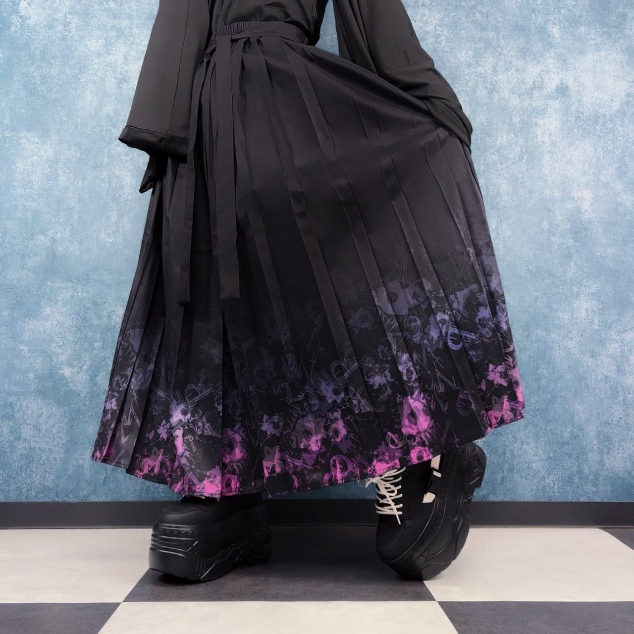 先着39点サンキューセール》幻薔薇―袴風ユニセックススカート【両