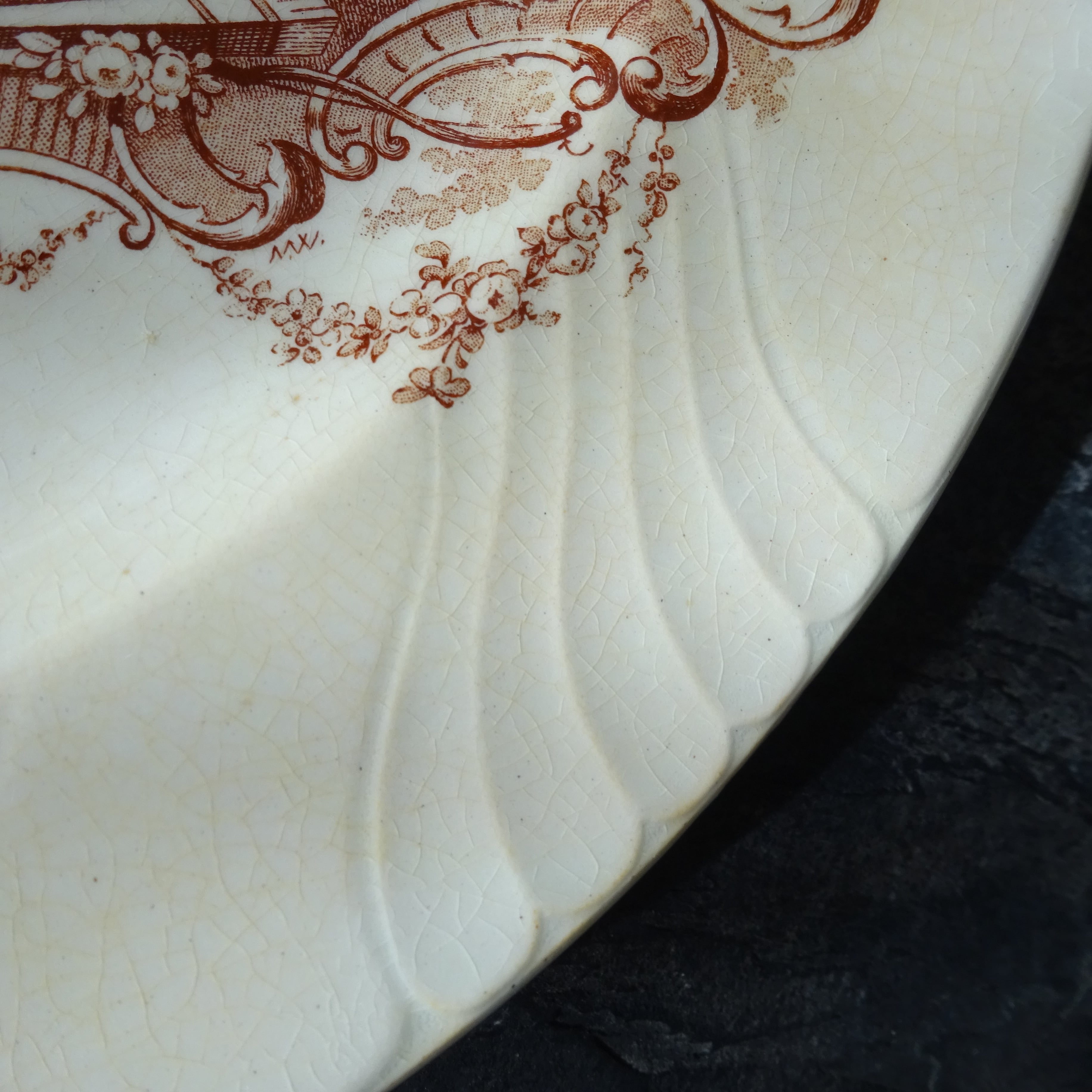 【 Épuisé 】KG Lunéville  modèle《Rocaille》Assiette plate (C)