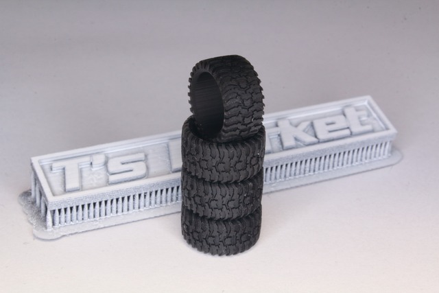 8.5mm用 タイヤ BAJA PRO XS タイプ 3D プリント 1/64 黒レジン 未塗装