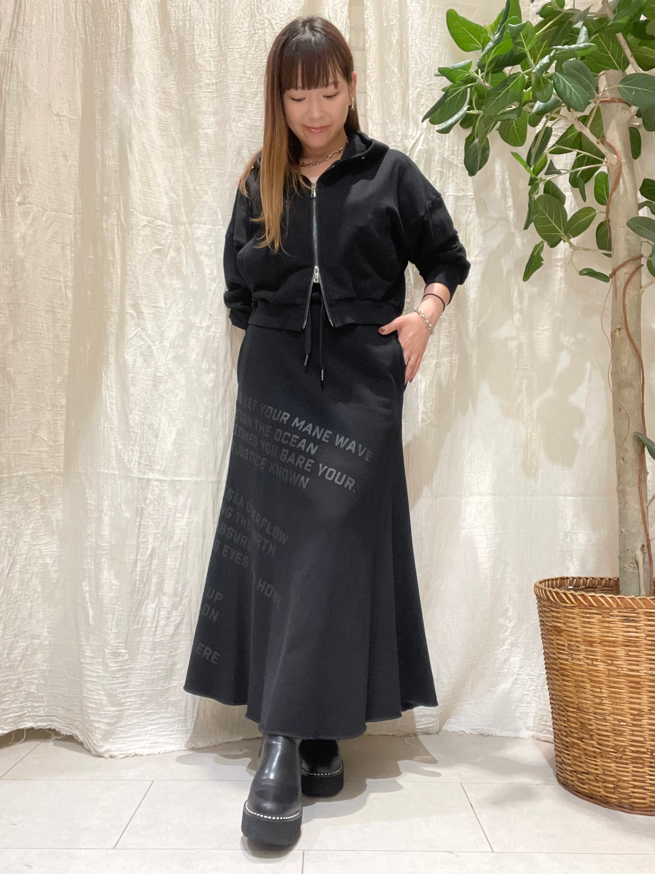 バックロゴパーカー RISLEY(リズレイ) | EARL