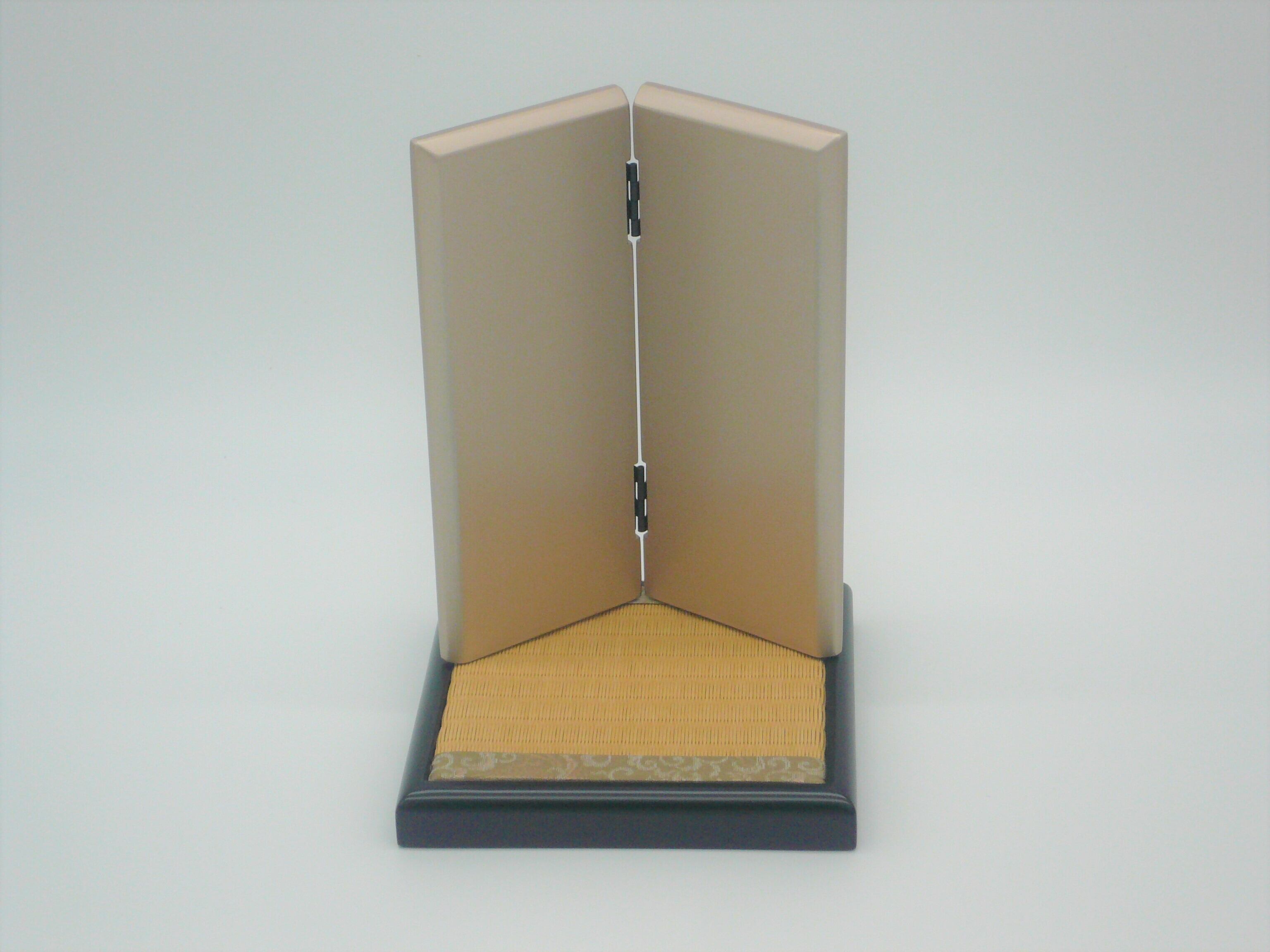 ディスプレイ 棚 インテリア おしゃれ 木製 卓上 飾る 飾り台 台 台座