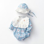 お花と蝶々のスクエアカラー長袖ロンパース(帽子付き)
