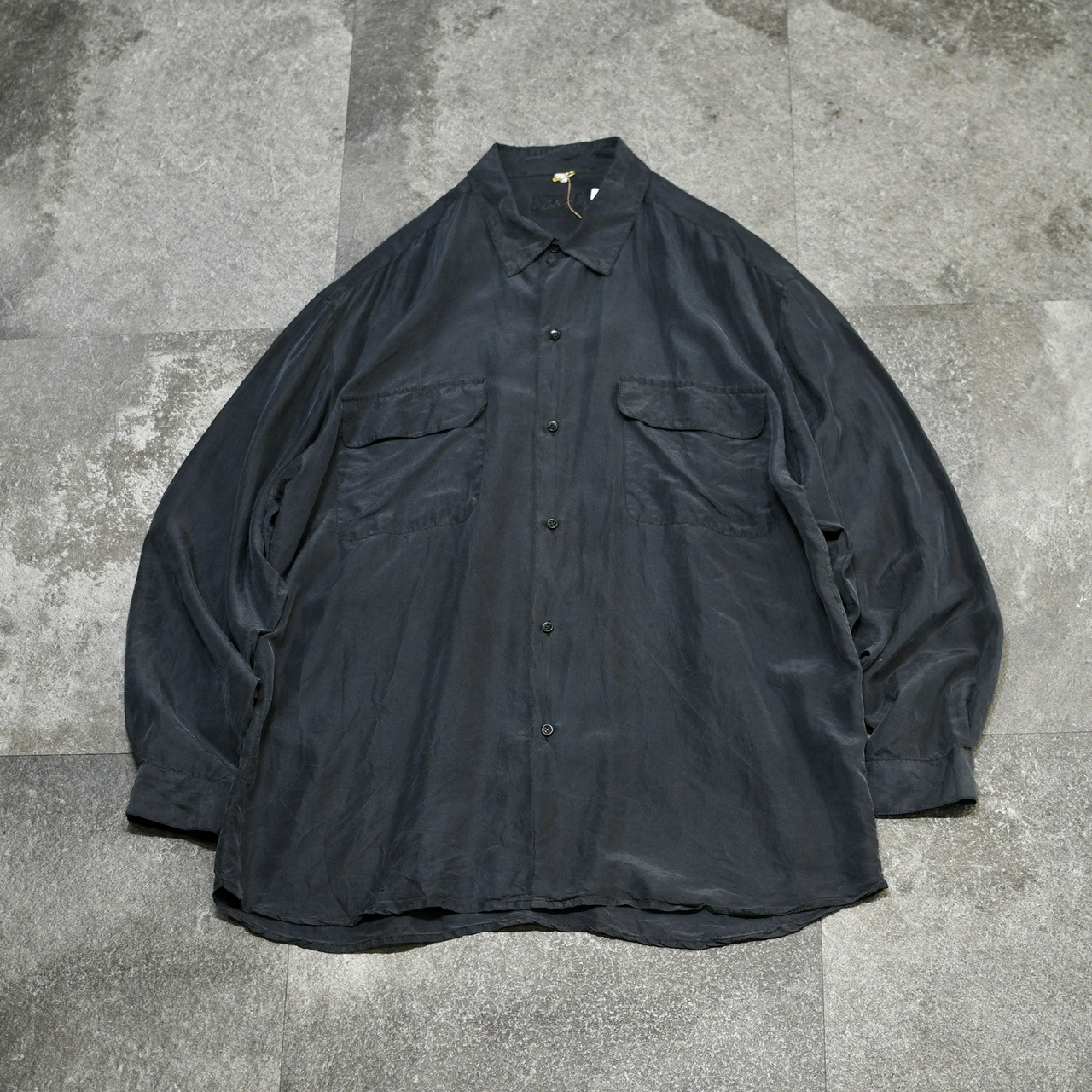 design double pocket black silk shirt