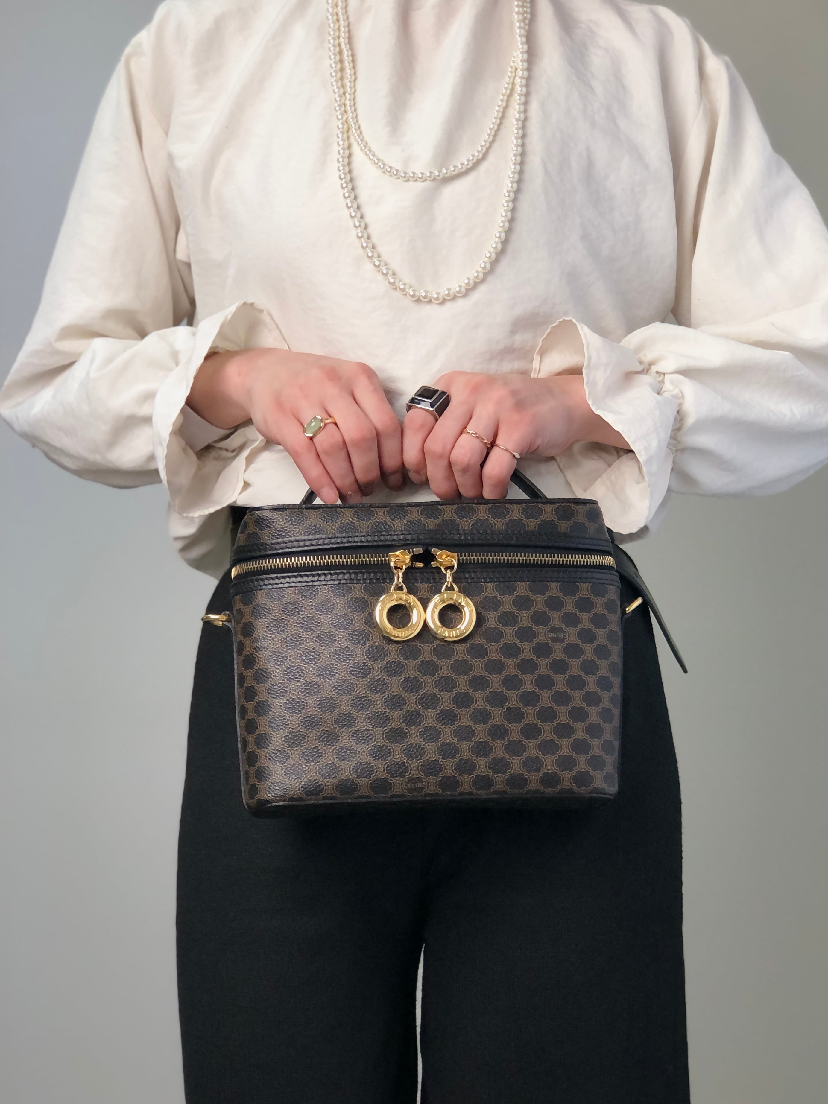 CELINE セリーヌ マカダム ショルダーバッグ ブラック サークルチャーム PVC レザー バニティバッグ 2way vintage ヴィンテージ オールド cx8yk3