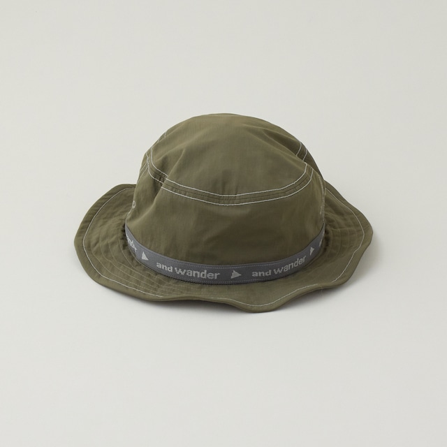 and wander(アンド・ワンダー)JQ tape hat -  khaki メンズ・ウィメンズアウトドアハット