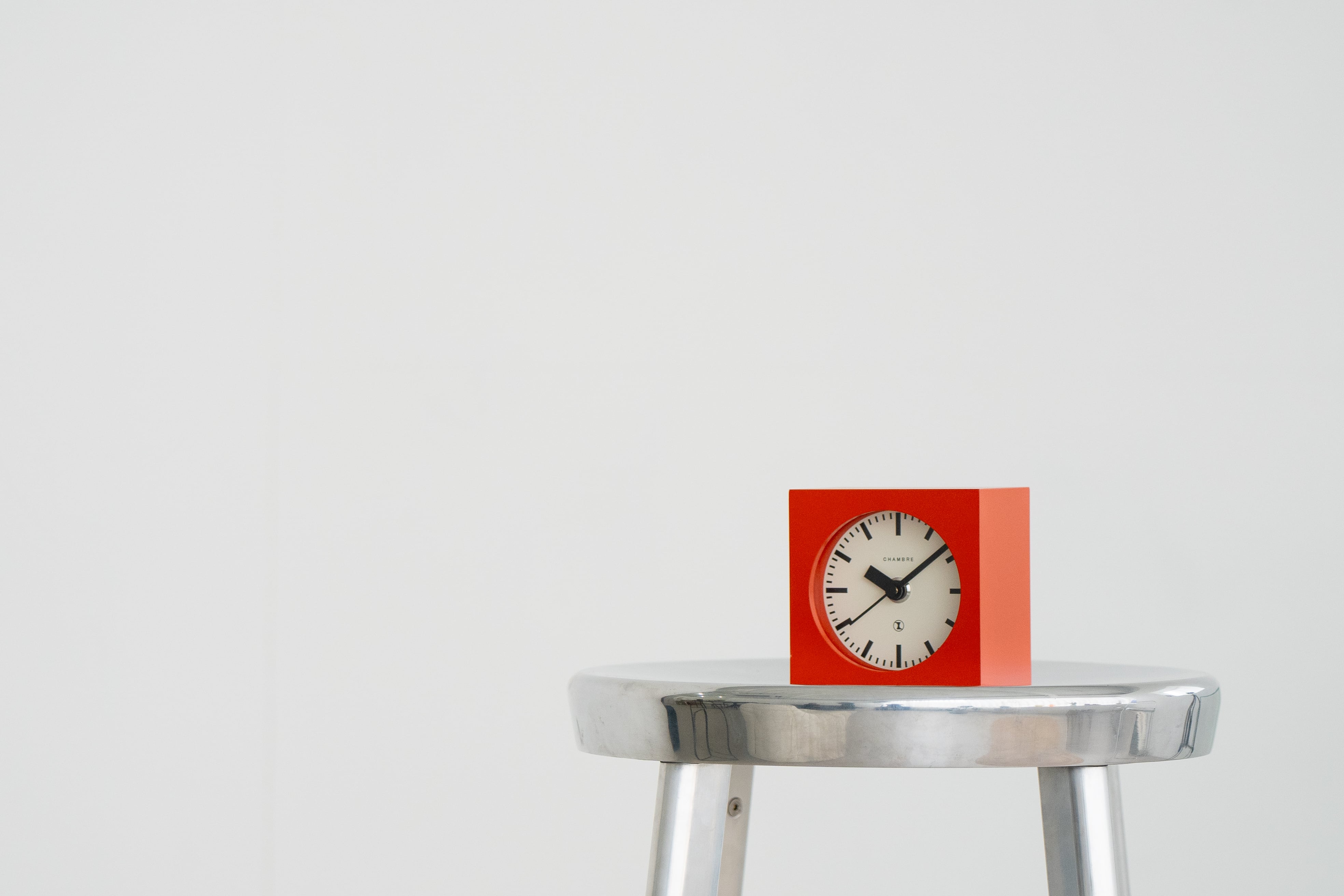 BLOCK DESK CLOCK RED | シャンブル【CHAMBRE】byインターゼロ
