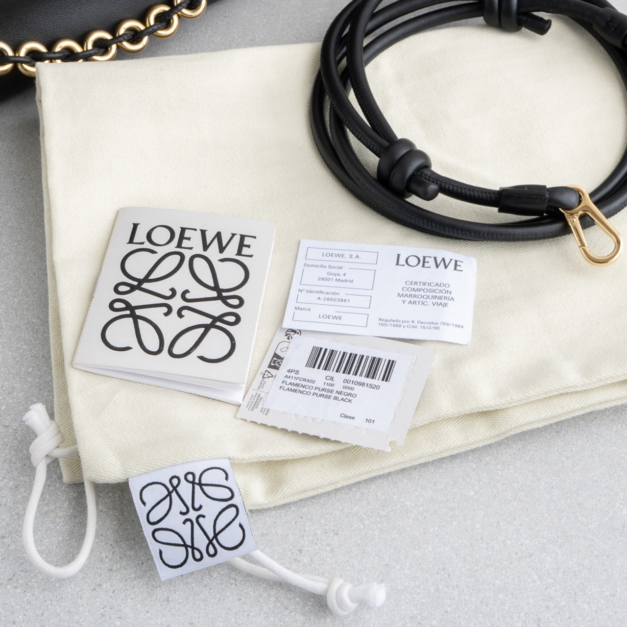 ロエベ フラメンコ パース ミディアム メローナパラム ブラック レザー ショルダーバッグ