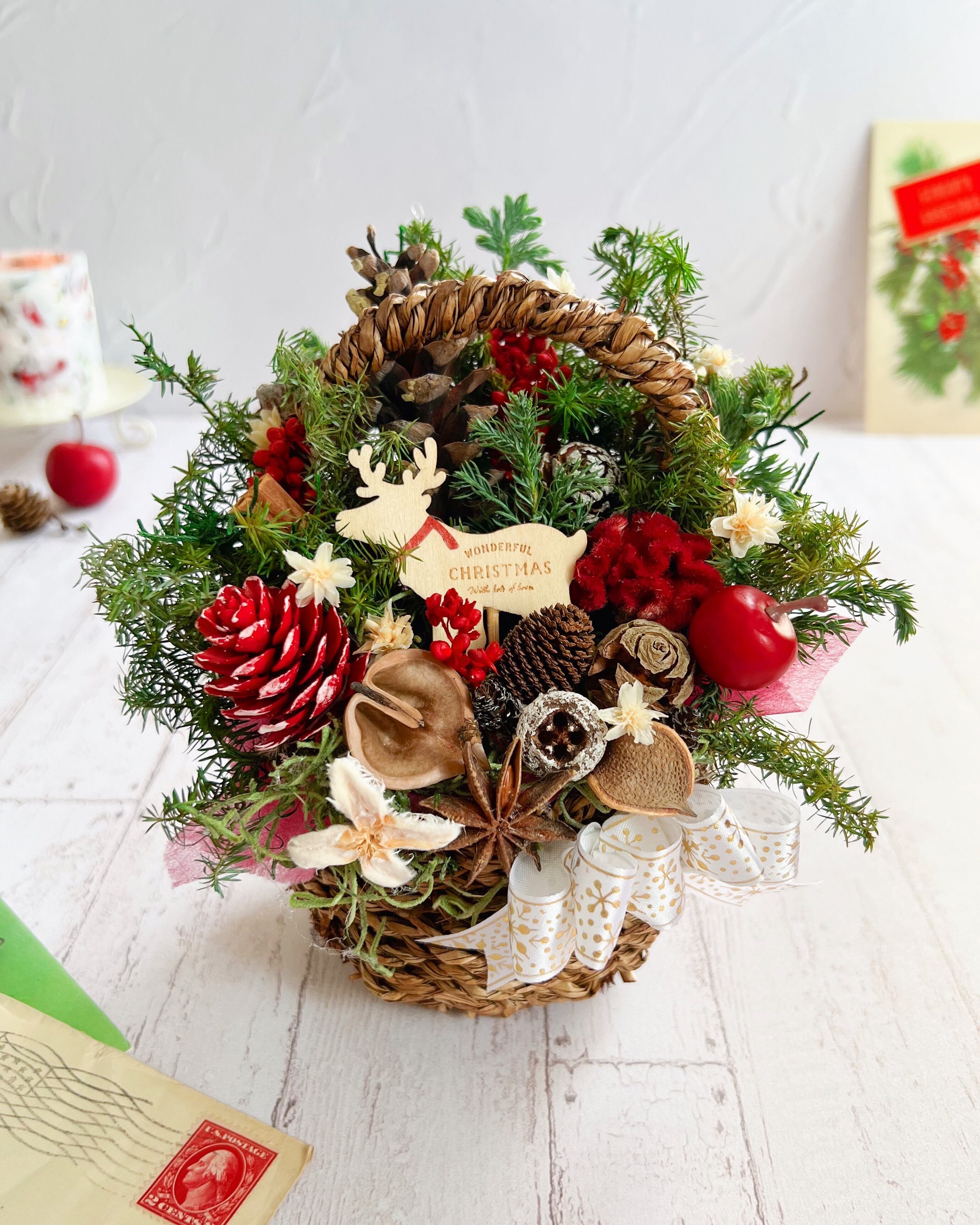 ハンドメイド❣️サンタうさぎちゃんクリスマスアレンジ