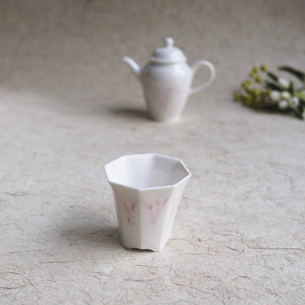 備前焼　八角形陶器花瓶 赤白グラデーション 備前焼 八角形陶器花瓶 赤白グラデーション 備前焼 八角形陶器花瓶 赤