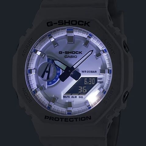 カシオ G-SHOCK GA-2100HDS-7AJF ホワイト&ブルー 夜光文字盤 20気圧
