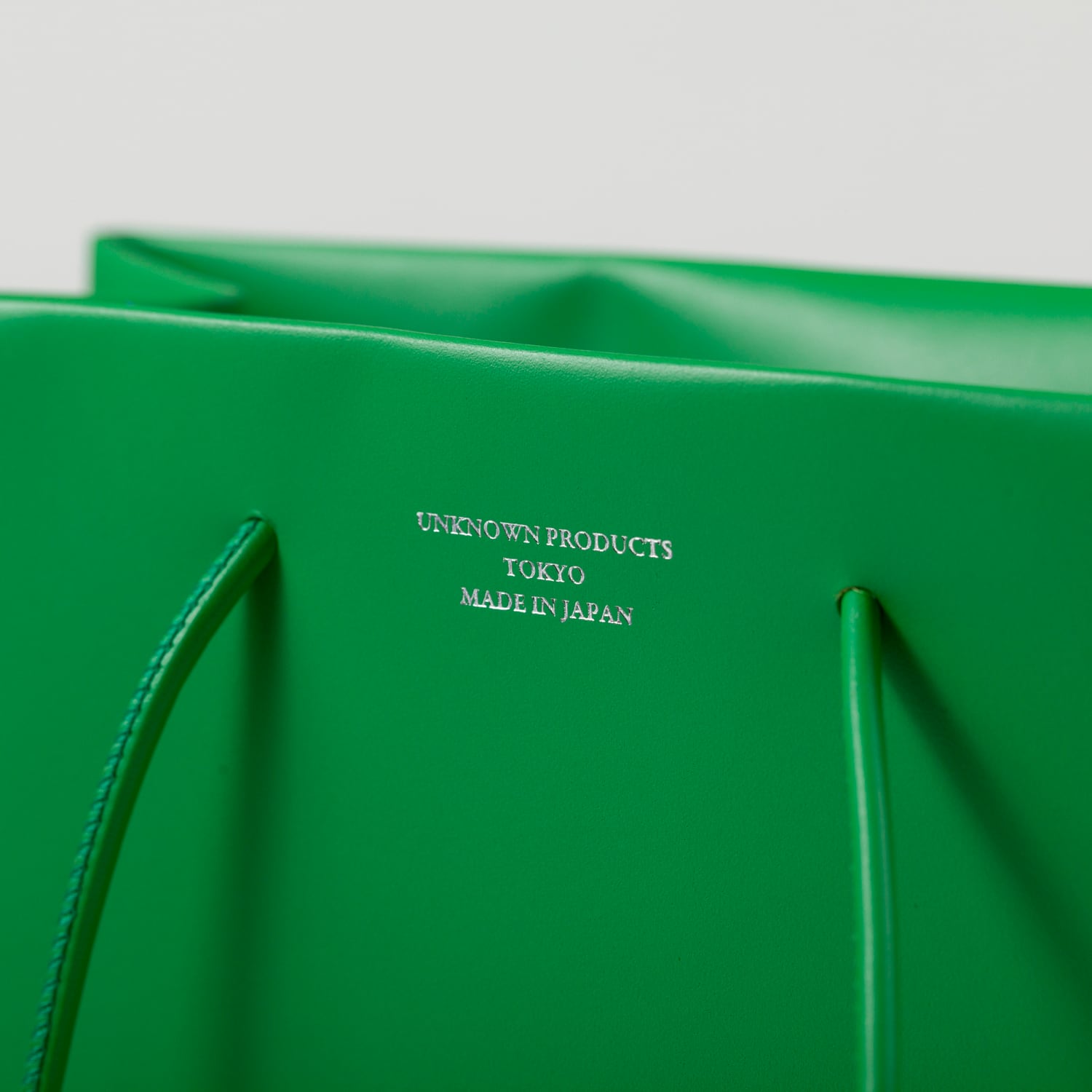 Leather Paper Bag M - Green | UNKNOWN PRODUCTS（アンノウン