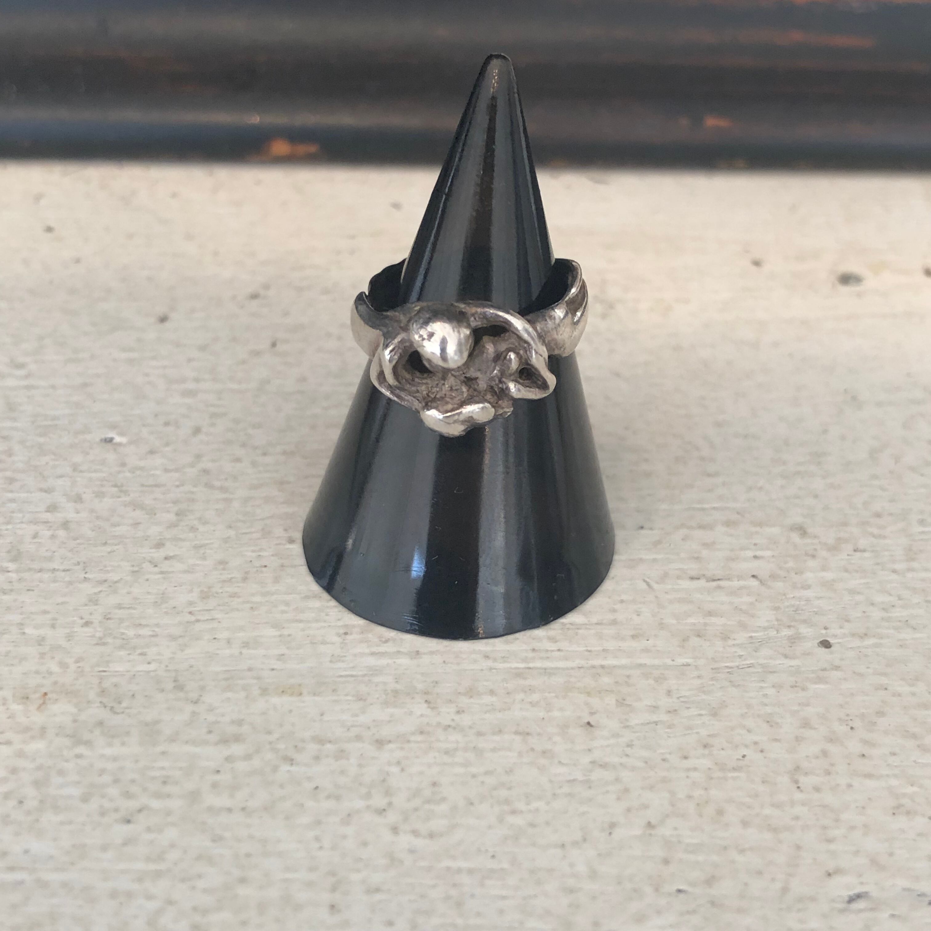 Vintage Silver Art Ring