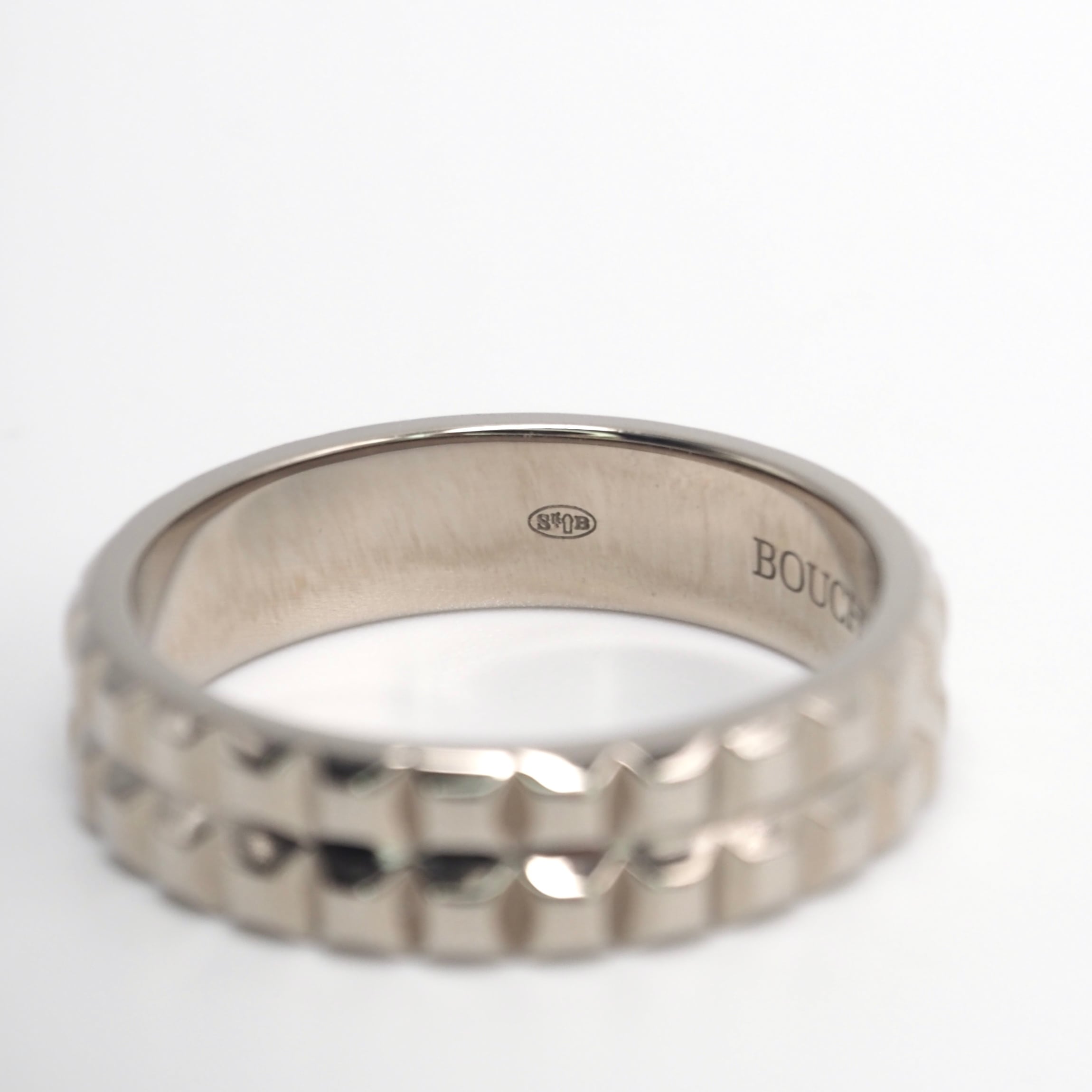 BOUCHERON 約19号 キャトルクルドパリ ポワントドディアマン 2ロウ