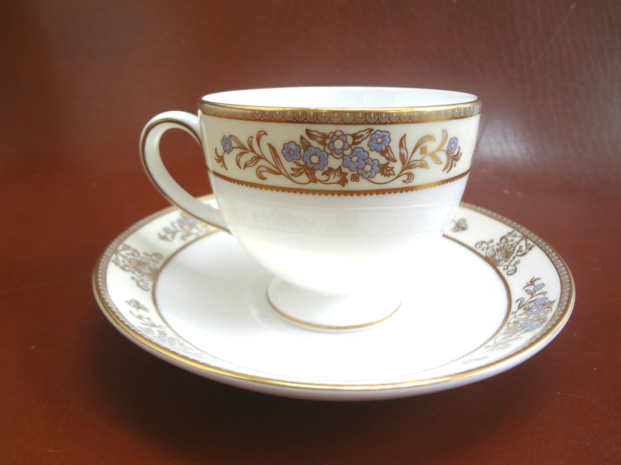 ウェッジウッド クリヴデン リー（CLIVEDEN LEIGH）カップ＆ソーサー