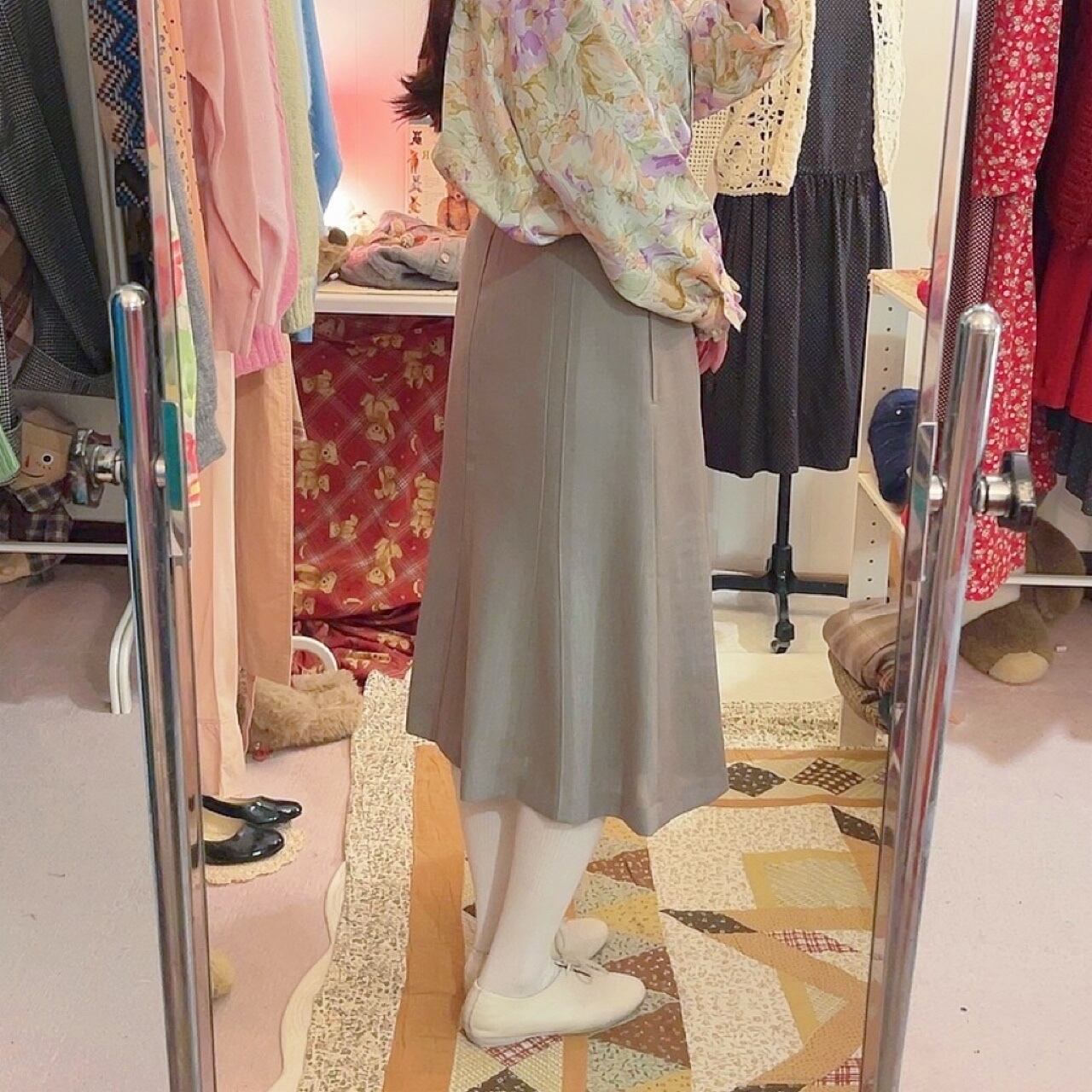 leaf pale green seems flare skirt