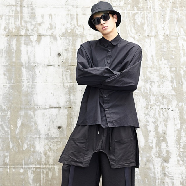 ワイドサイズ ロング丈 ドレスシャツ メンズ ユニセックス 黒 ブラック モード系 ゴシック シンプル ロングシャツ シャツ シャツワンピ ストリート系 韓国 原宿系 オーバーシャツ ビッグシルエット ゆるシャツ ゆったり お支払い後日以内に発送 Top021 ワイドサイズ ロング丈 ドレスシャツ メンズ ユニセックス 黒 ブラック モード系 ゴシック シンプル ロングシャツ シャツ シャツワンピ ストリート系 韓国 原宿系 オーバーシャツ ビッグシルエット ゆるシャツ ゆったり お支払い後日以内に発送 Top021