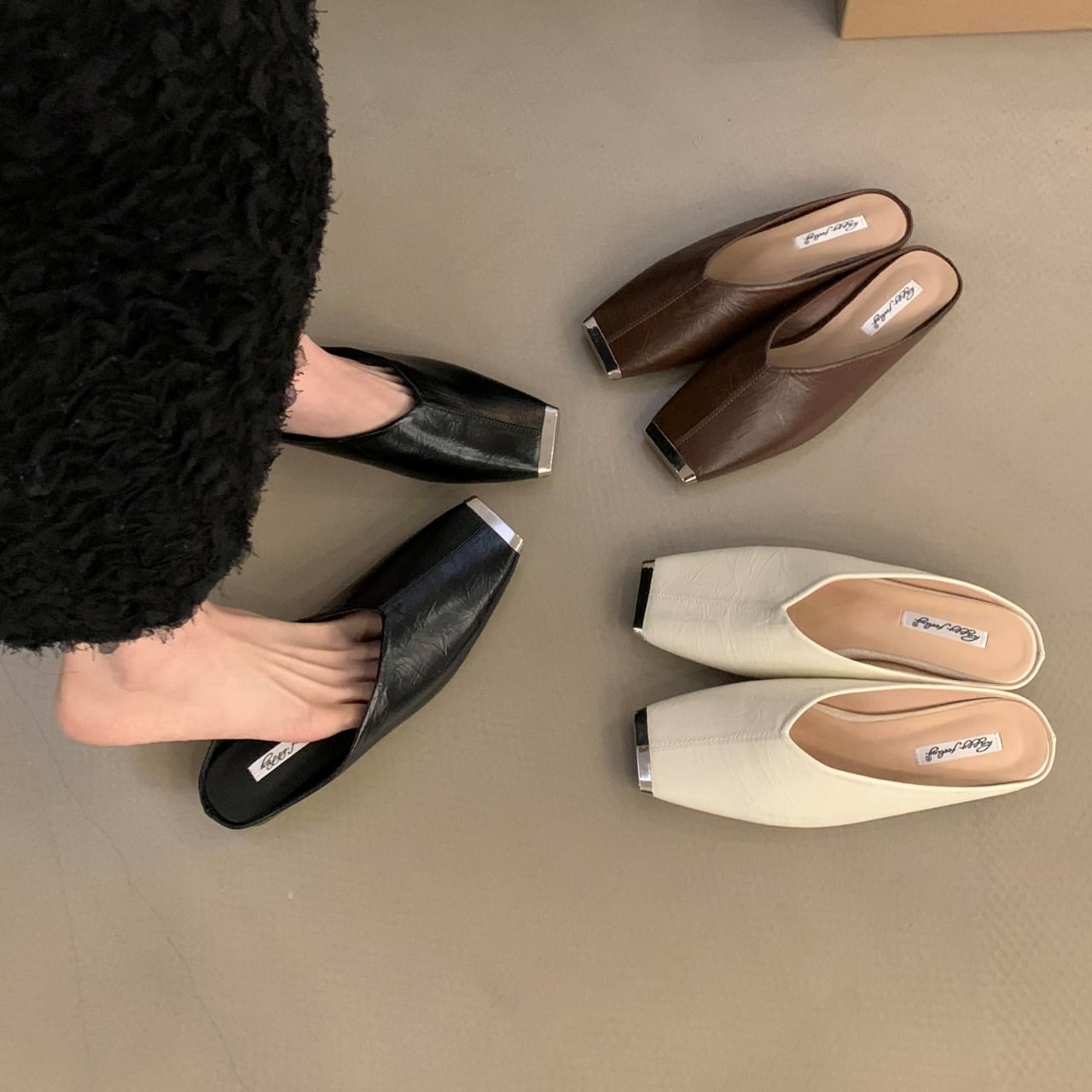 Square Toe Low Heel Sandal 00874