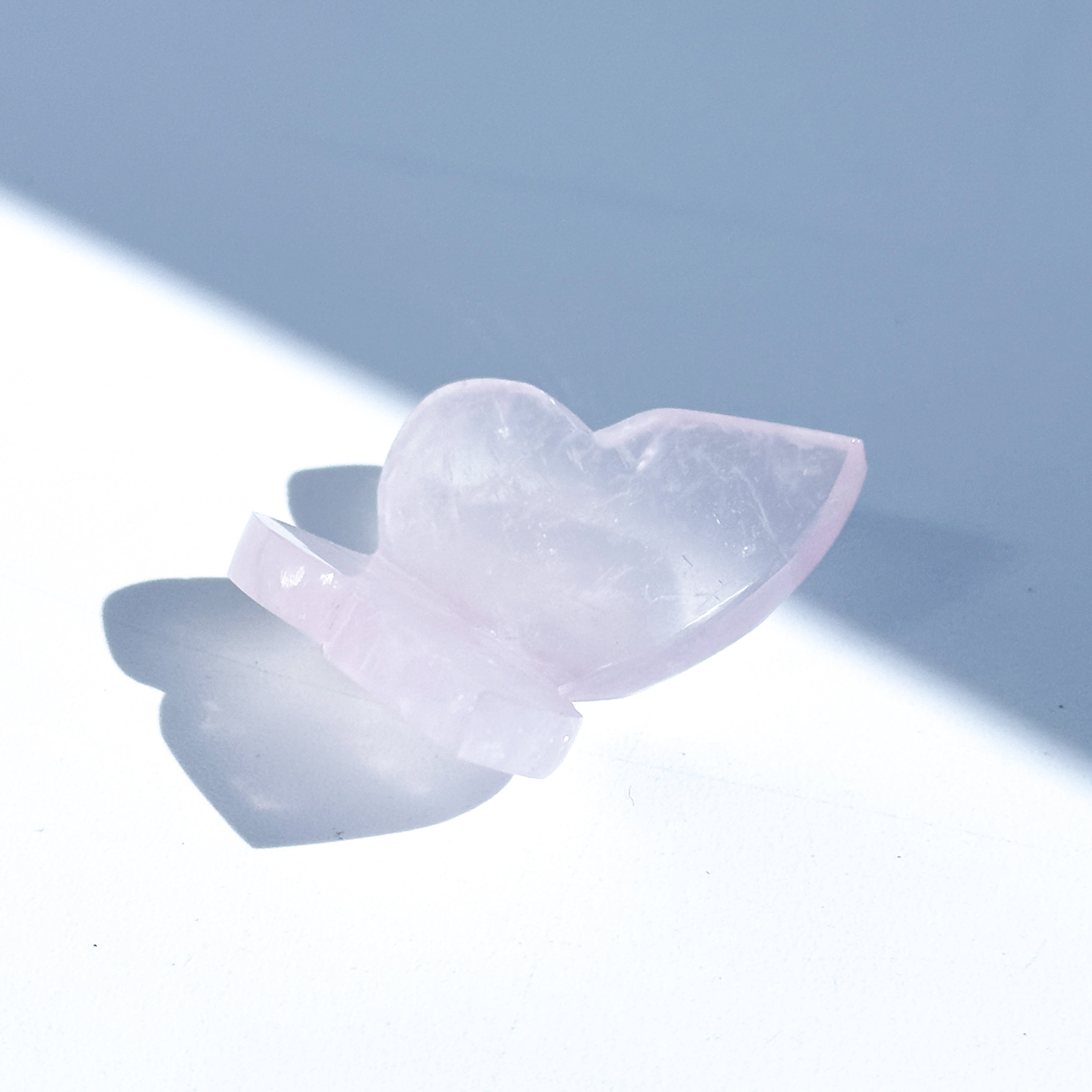 ローズクォーツ 3D蝶 01◇ Rose Quartz Butterfly ◇天然石・鉱物