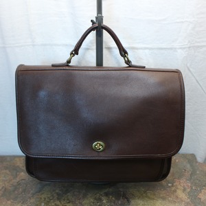 2000000010175 OLD COACH TURN LOCK LEATHER BUSINESS BAG MADE IN USA/オールドコーチターンロックレザービジネスバッグ
