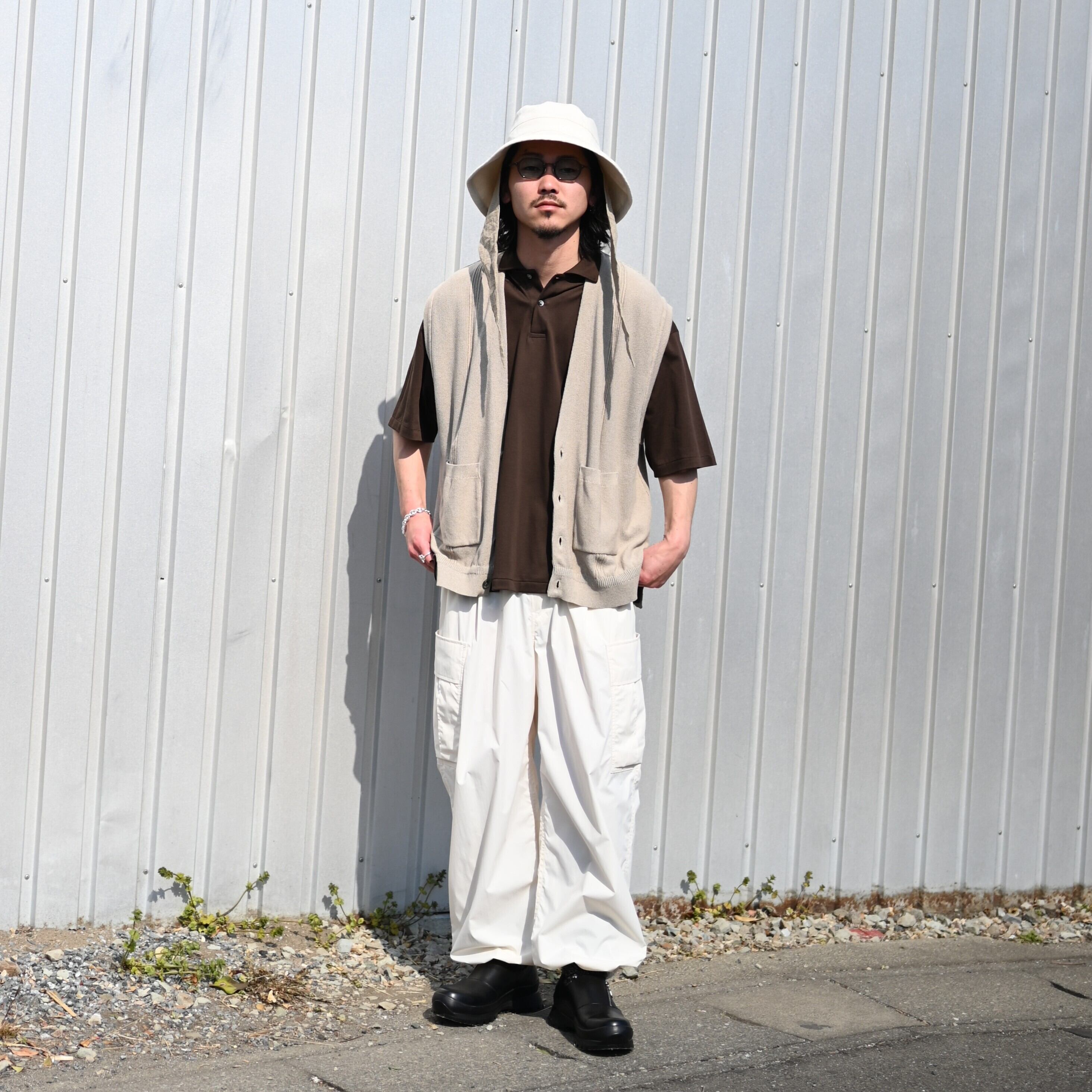 YASHIKI / GANKO別注 ×Shirotsume V-neck Vest(kibata) | GANKO