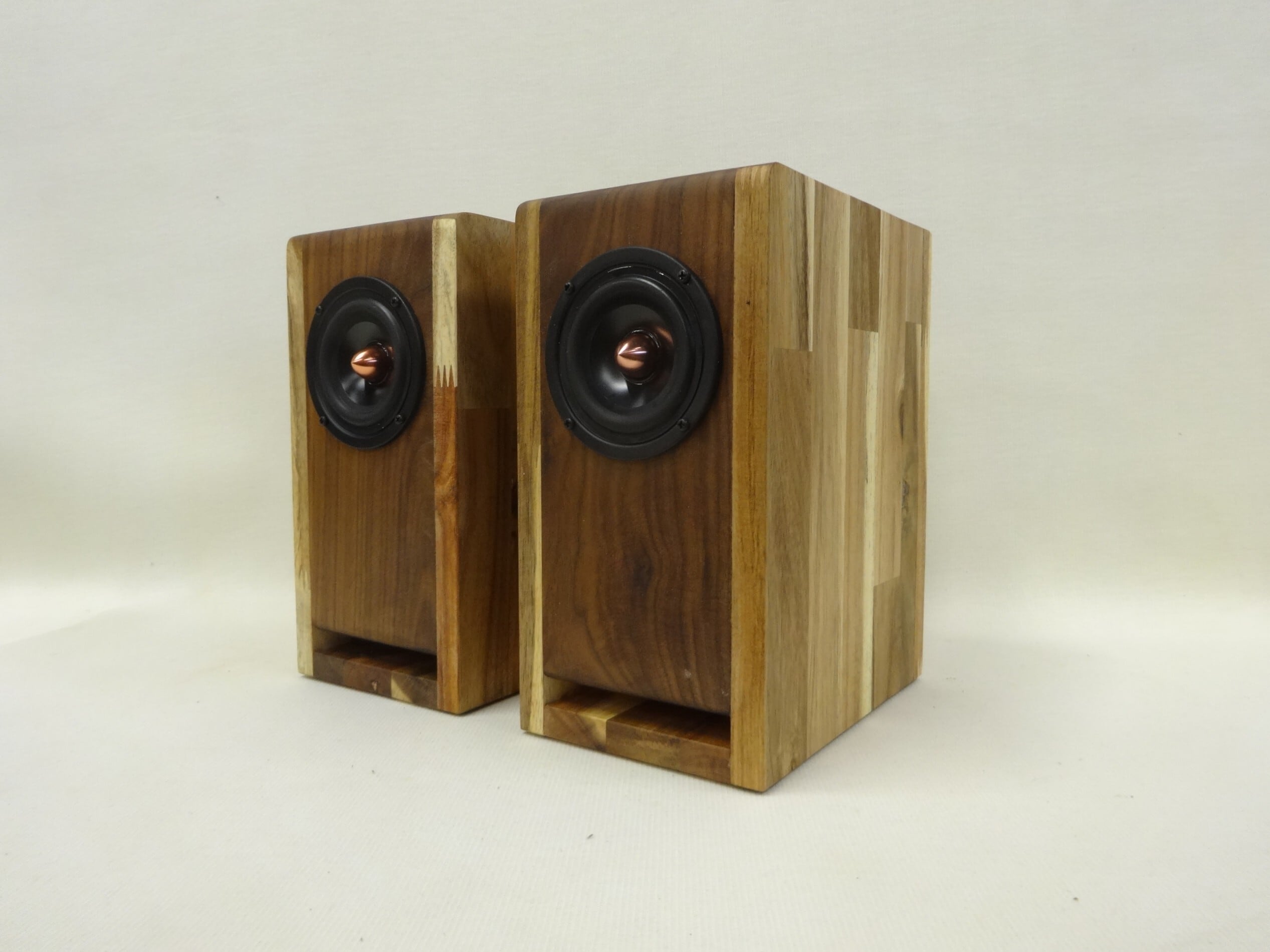 CCB10-T07☆Hand Made Speaker/ アカシア集成材t15mm キューブデザイン