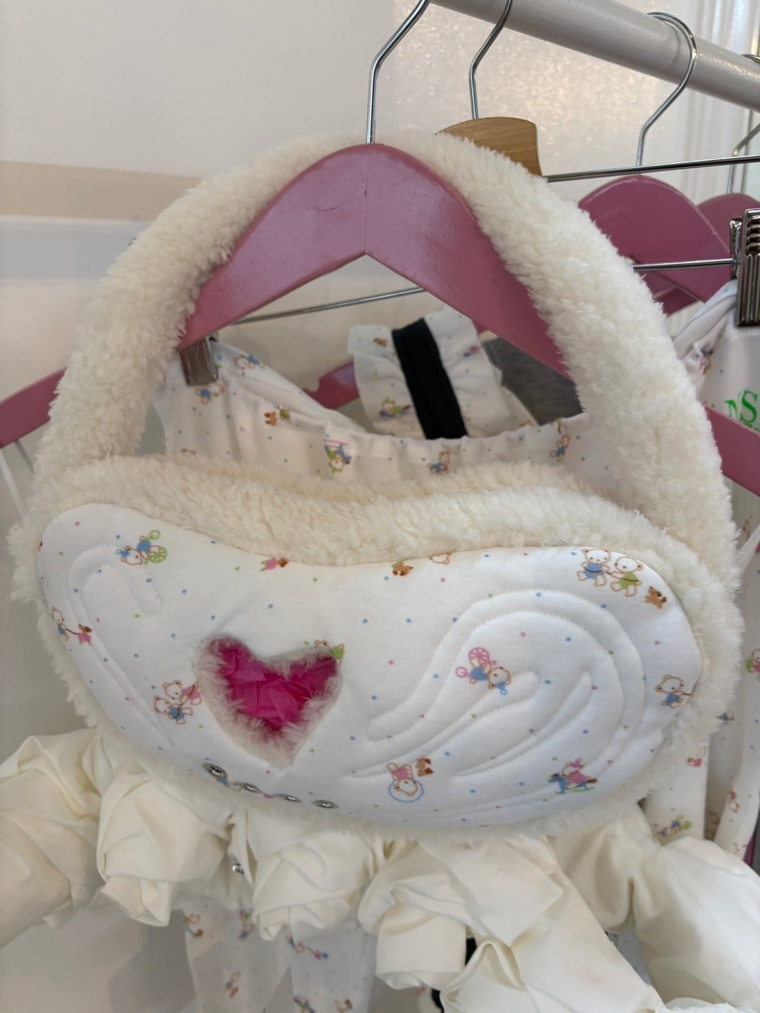 Ans Dotsloevner HEART IN HIS EAR BEAR