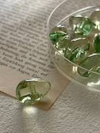 18mm×12mm Japanese ヴィンテージボタン ドロップ型 アップルグリーン クリア レトロ アクセサリーパーツ 装飾材 カルトナージュ