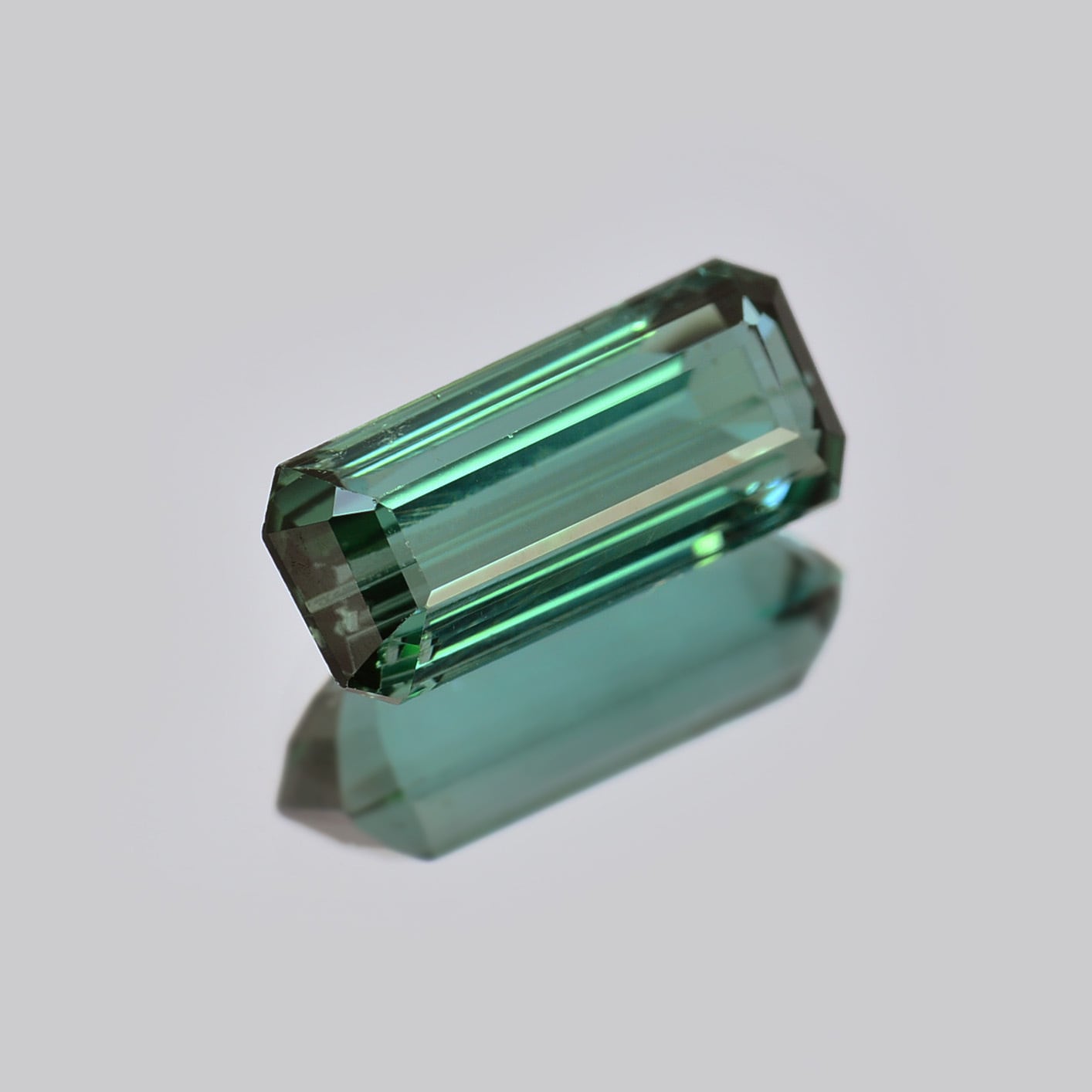 天然石☆グリーントルマリンルース 電気石 スクエア 2.6ct 天然石☆グリーントルマリンルース 電気石 スクエア 2.6ct