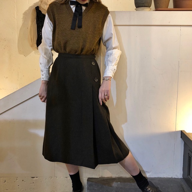 Vintage wrap design wool skirt