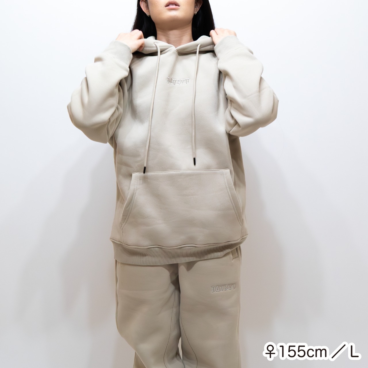 davryu bakudan HOODIE [アイボリー]