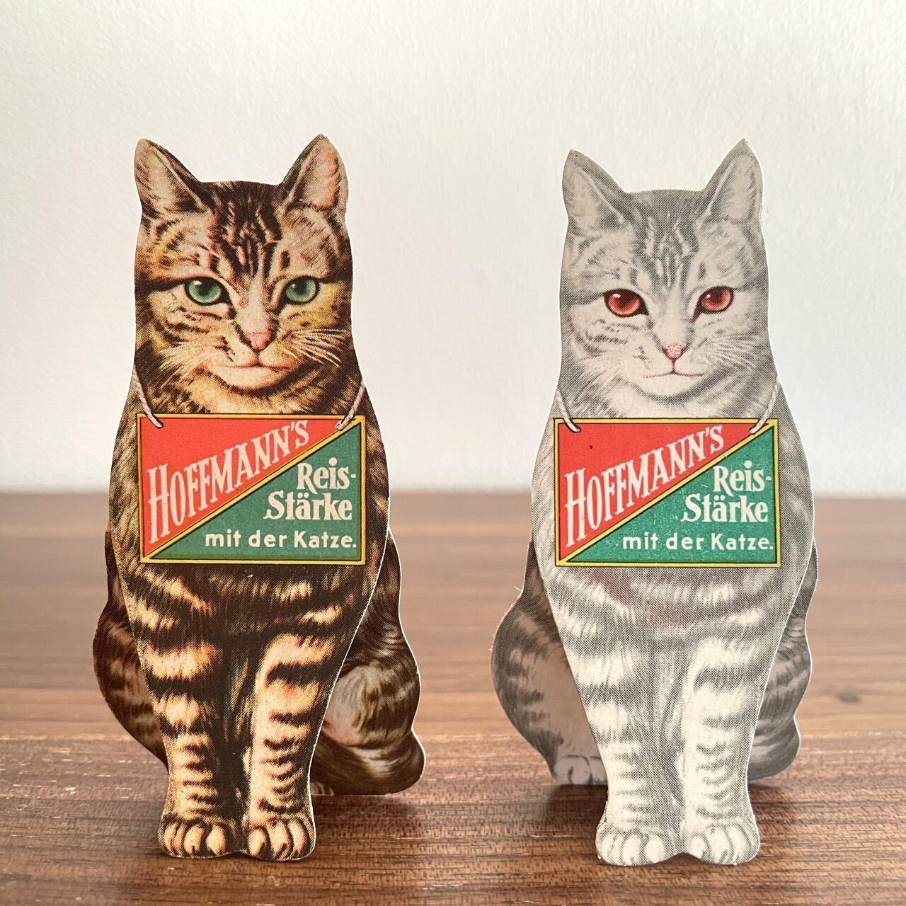 ドイツ Hoffmann's Rice Starch製 ビンテージ 猫のダイカット